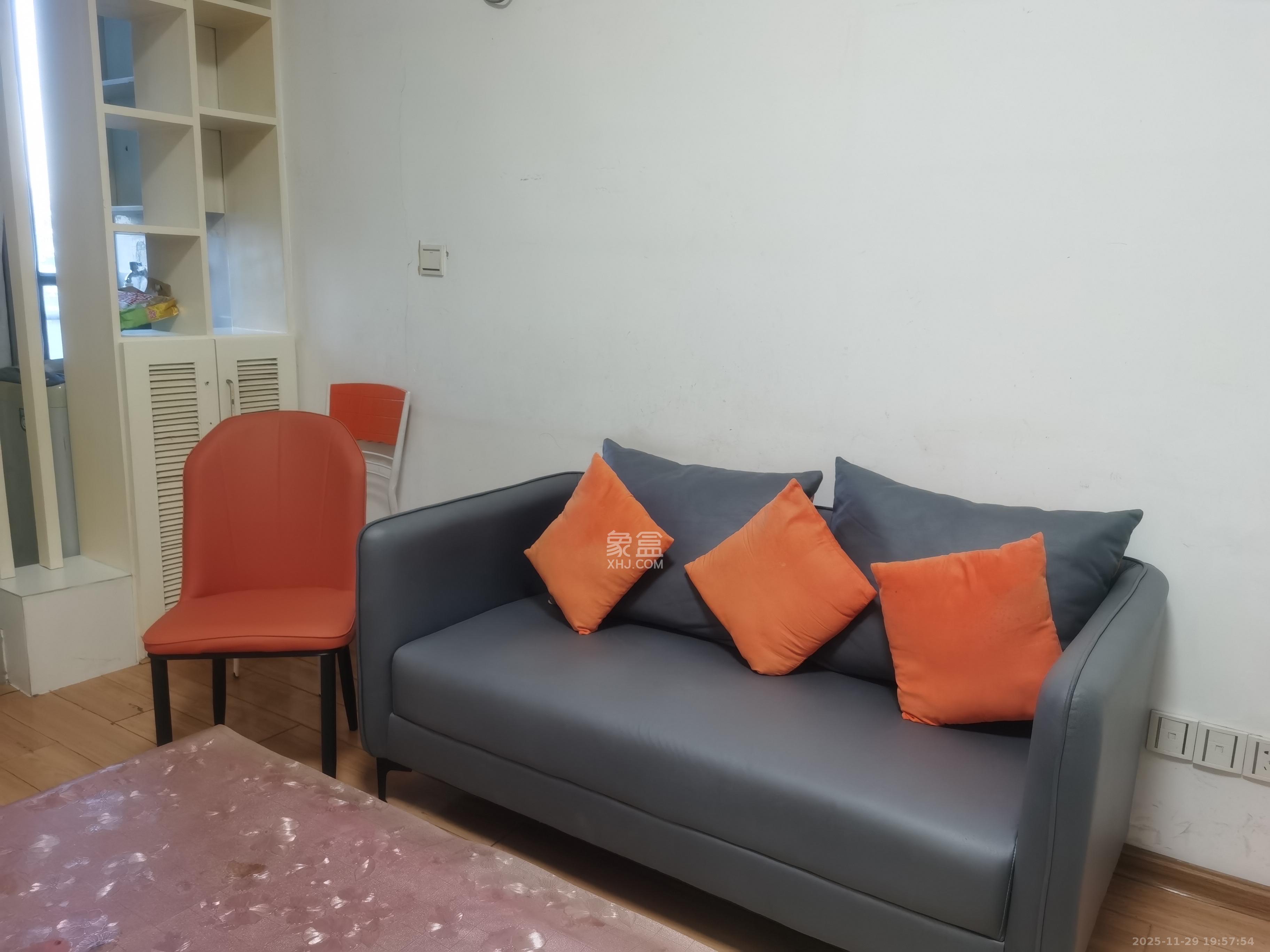 博林金谷 1室1厅1卫 1600.0元/月 博林金谷 1室1厅1卫 1600.0元/月室内图