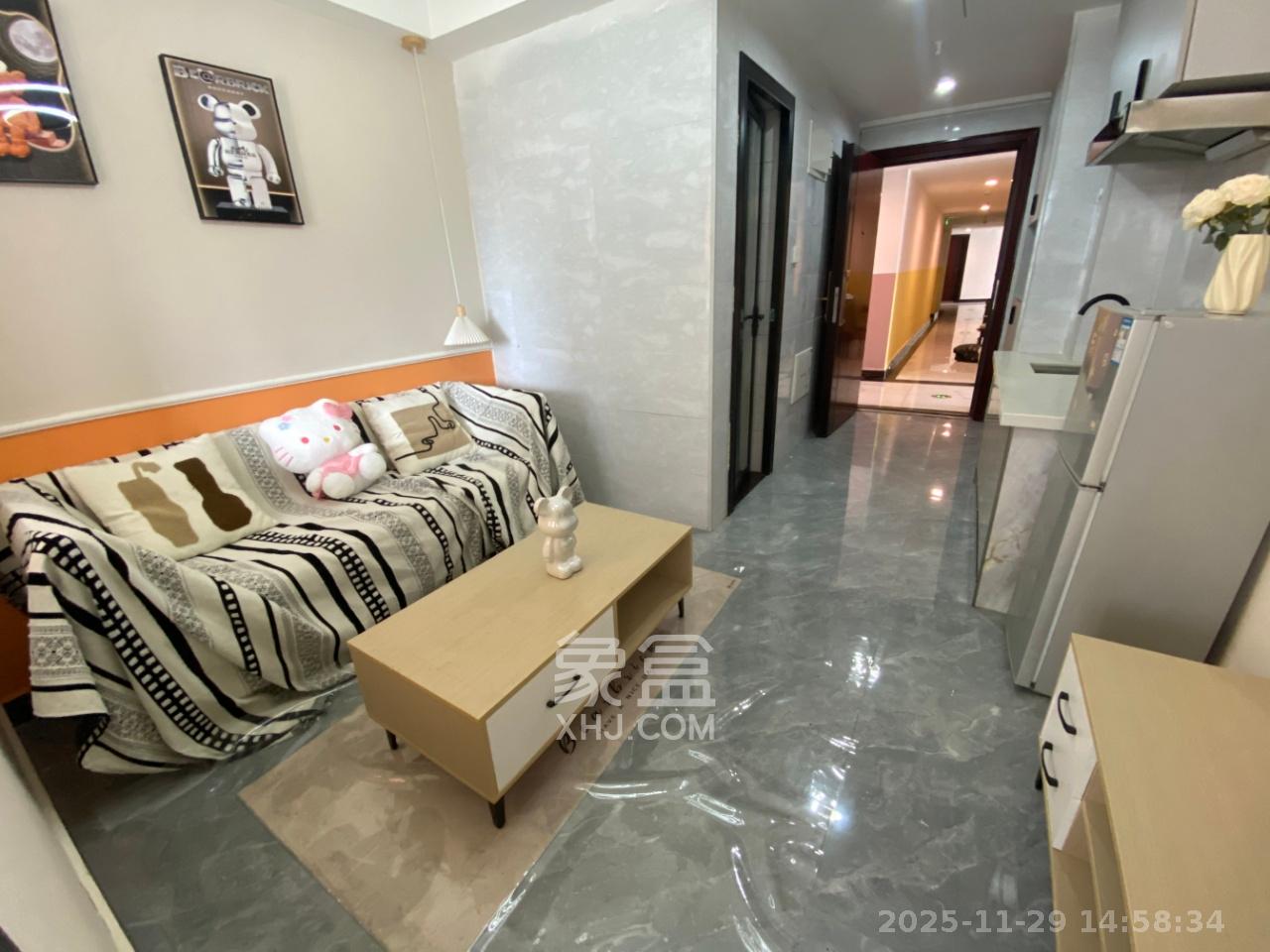 碧桂园印象  1室1厅1卫    1600.0元/月室内图