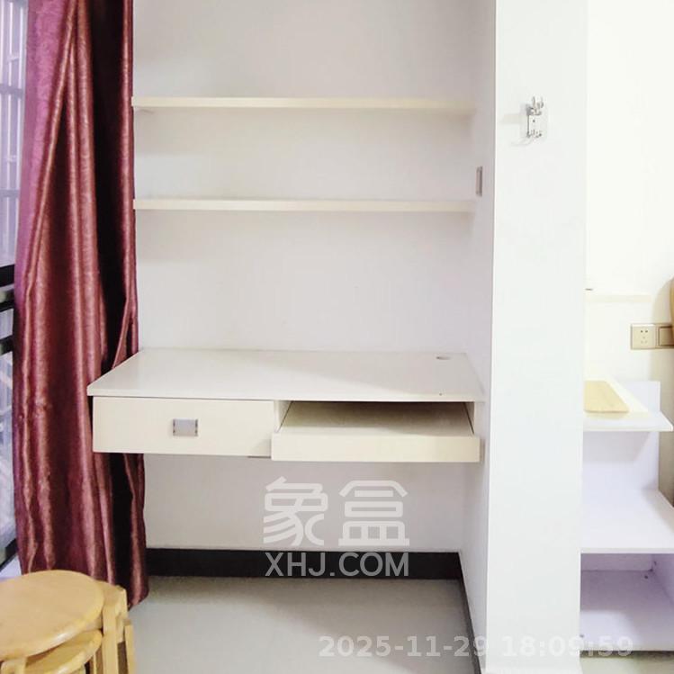 少帅府 1室1厅1卫 2300.0元/月 少帅府 1室1厅1卫 2300.0元/月室内图