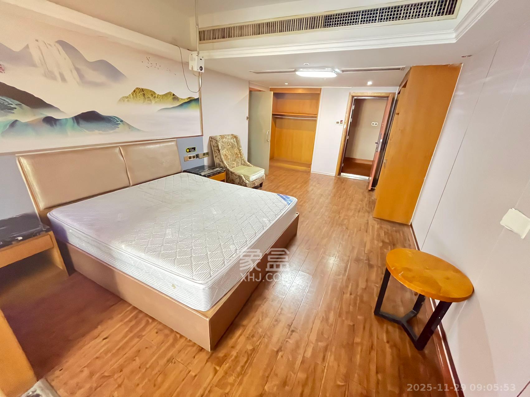 三重星都心  1室1厅1卫    1200.0元/月