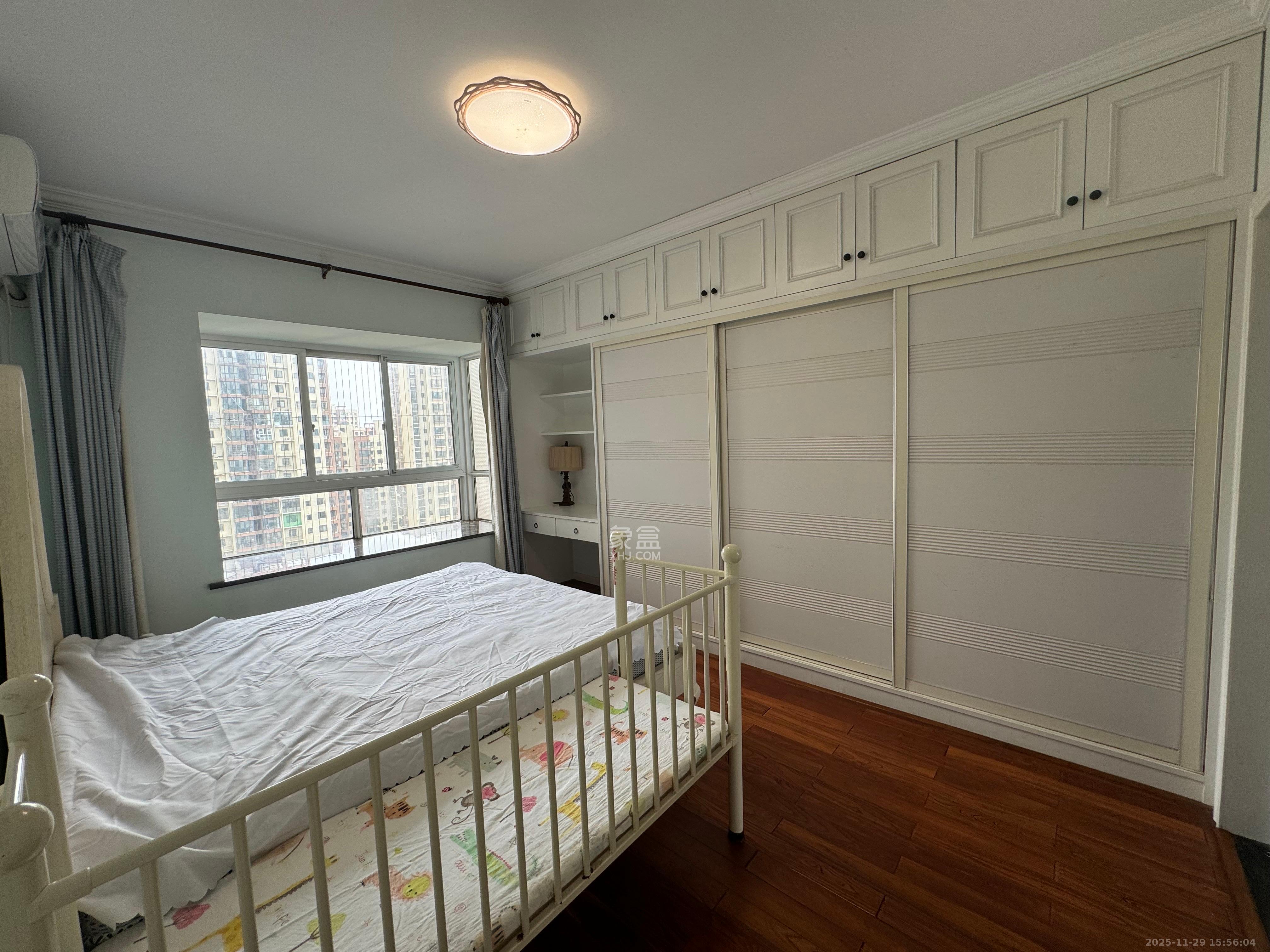 时代星城  3室2厅1卫    2200.0元/月室内图