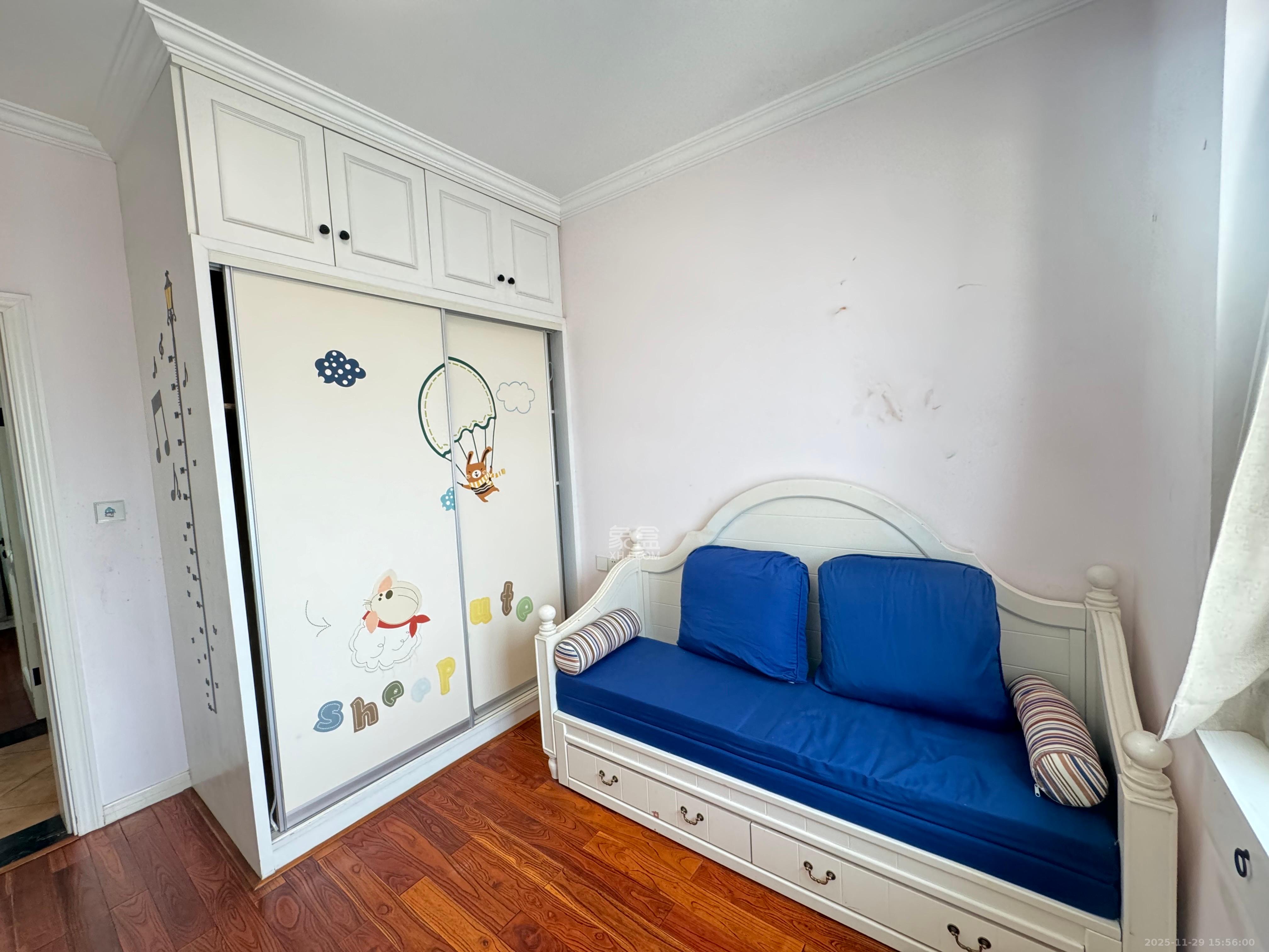 时代星城  3室2厅1卫    2200.0元/月室内图