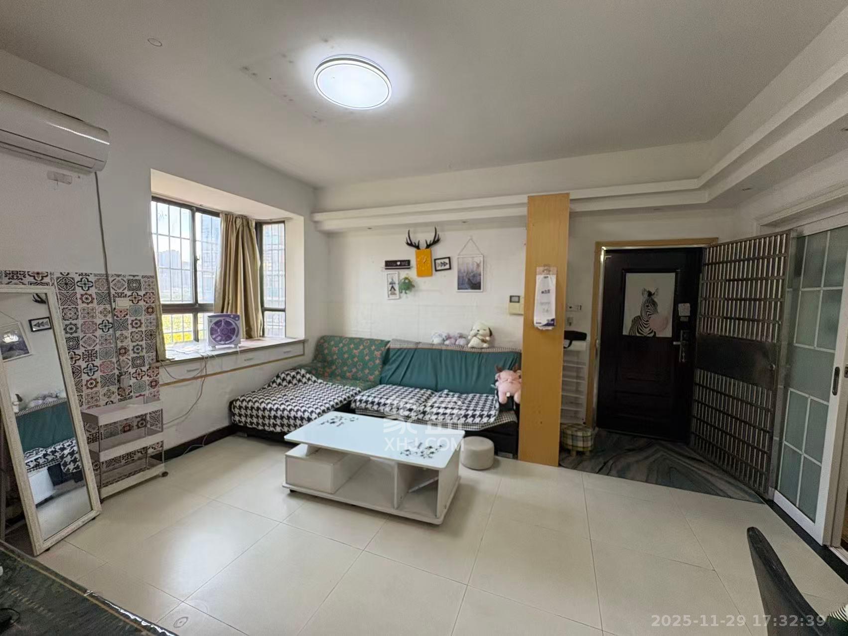 万树丹堤  2室2厅1卫    1800.0元/月