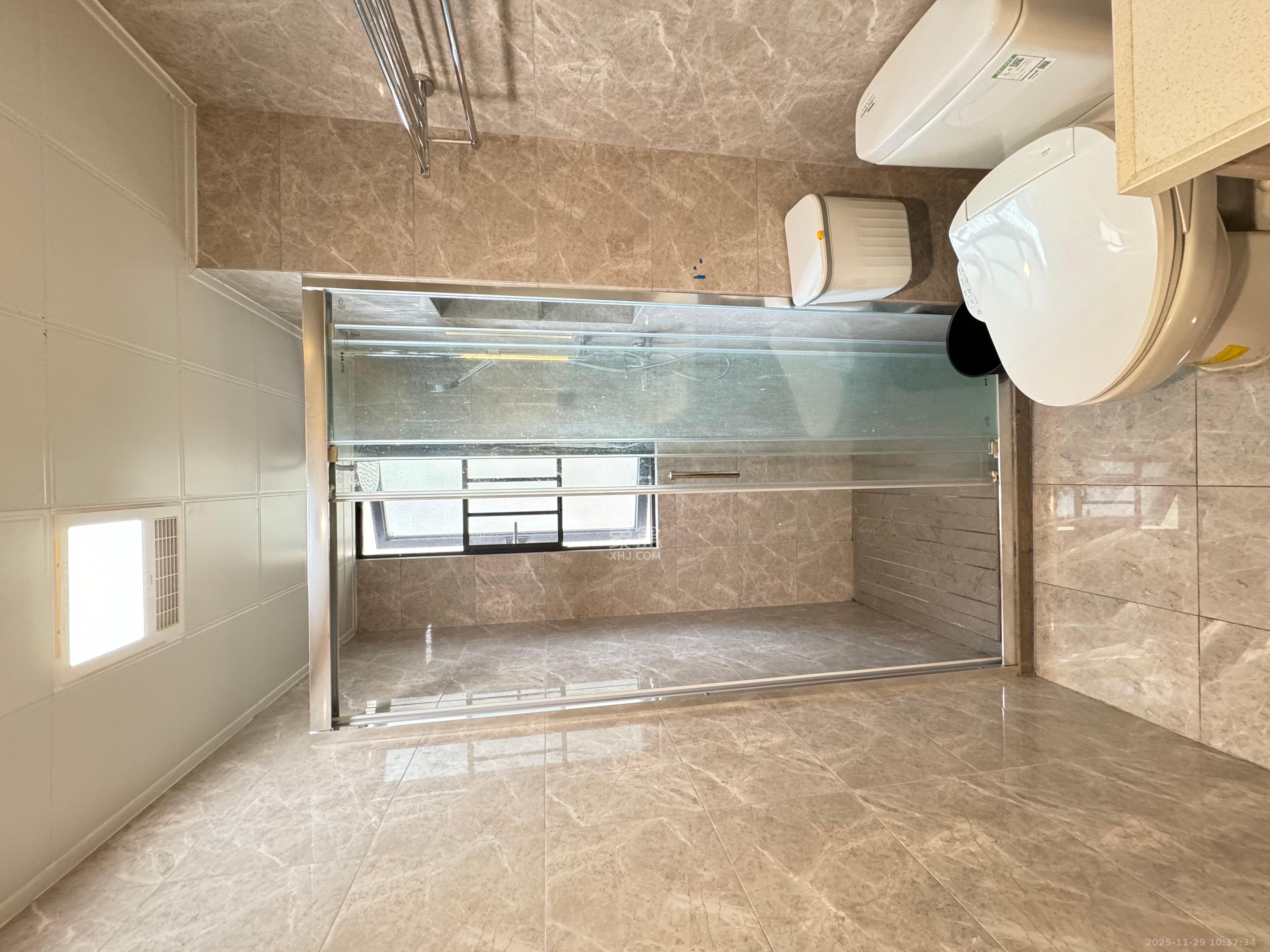 旭辉雨花郡 4室2厅2卫 4400.0元/月 旭辉雨花郡 4室2厅2卫 4400.0元/月室内图