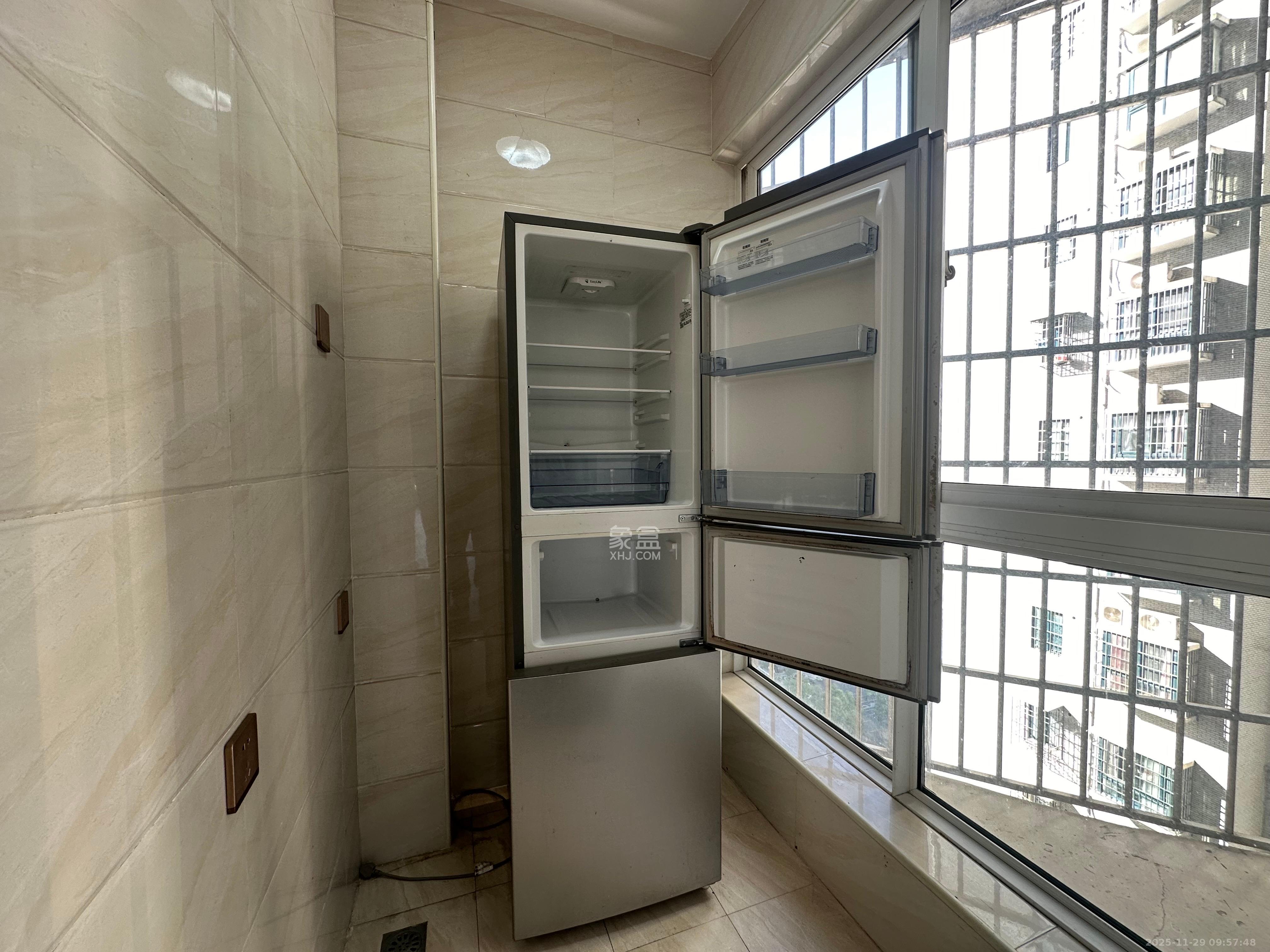 时代星城 3室2厅1卫 2000.0元/月 时代星城 3室2厅1卫 2000.0元/月室内图