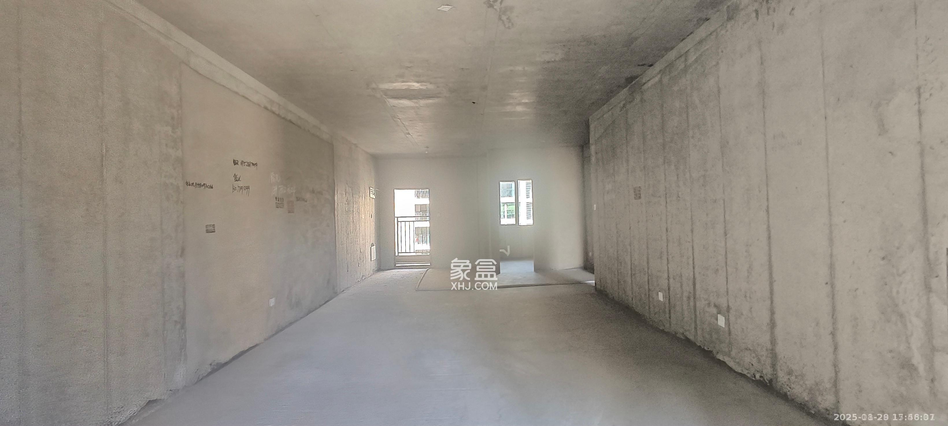 润和星河玥  3室2厅2卫    2000.0元/月室内图1