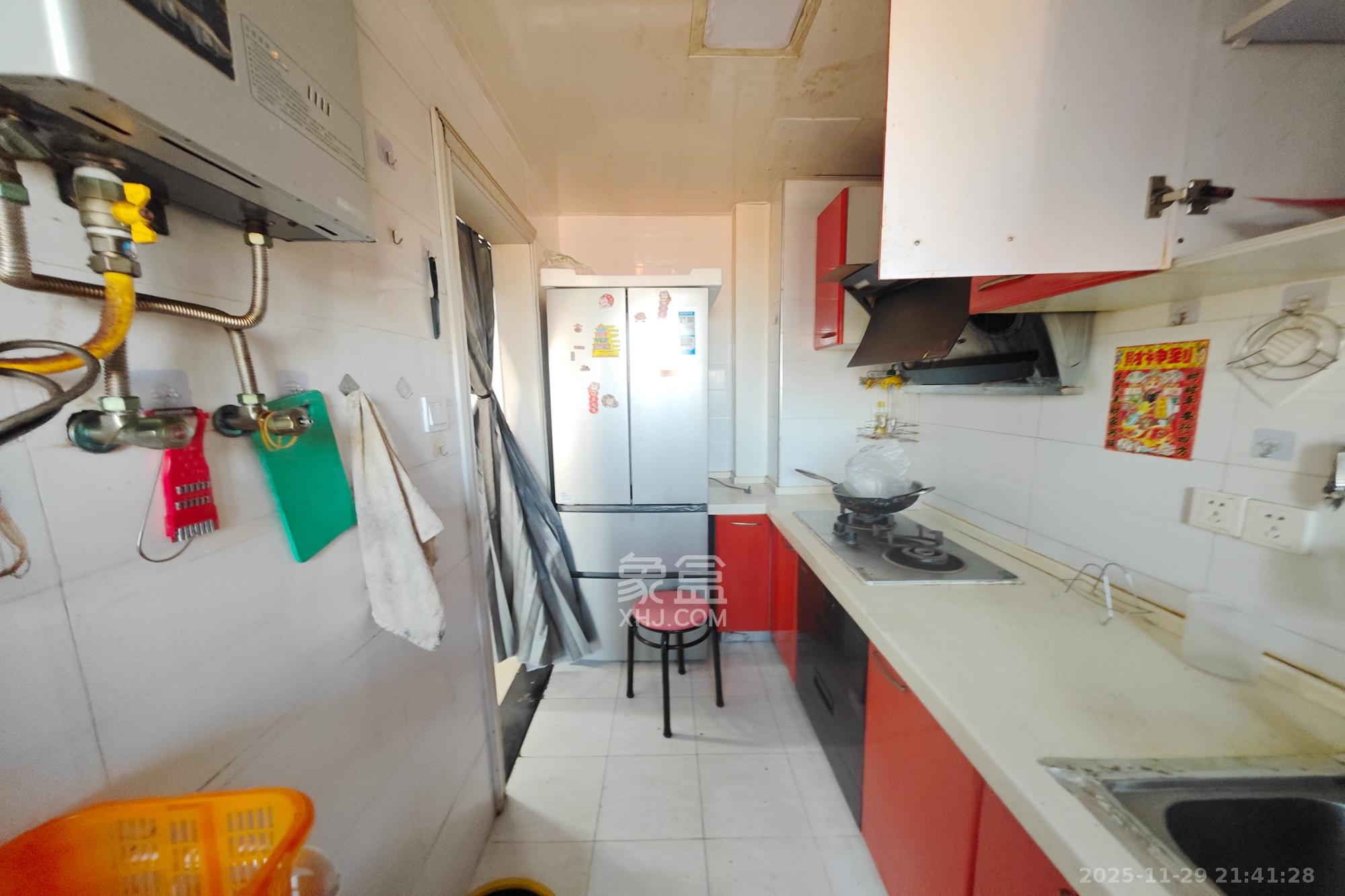 兰亭优壳(隽峰苑) 2室1厅1卫 50.0万 兰亭优壳(隽峰苑) 2室1厅1卫 50.0万厨房