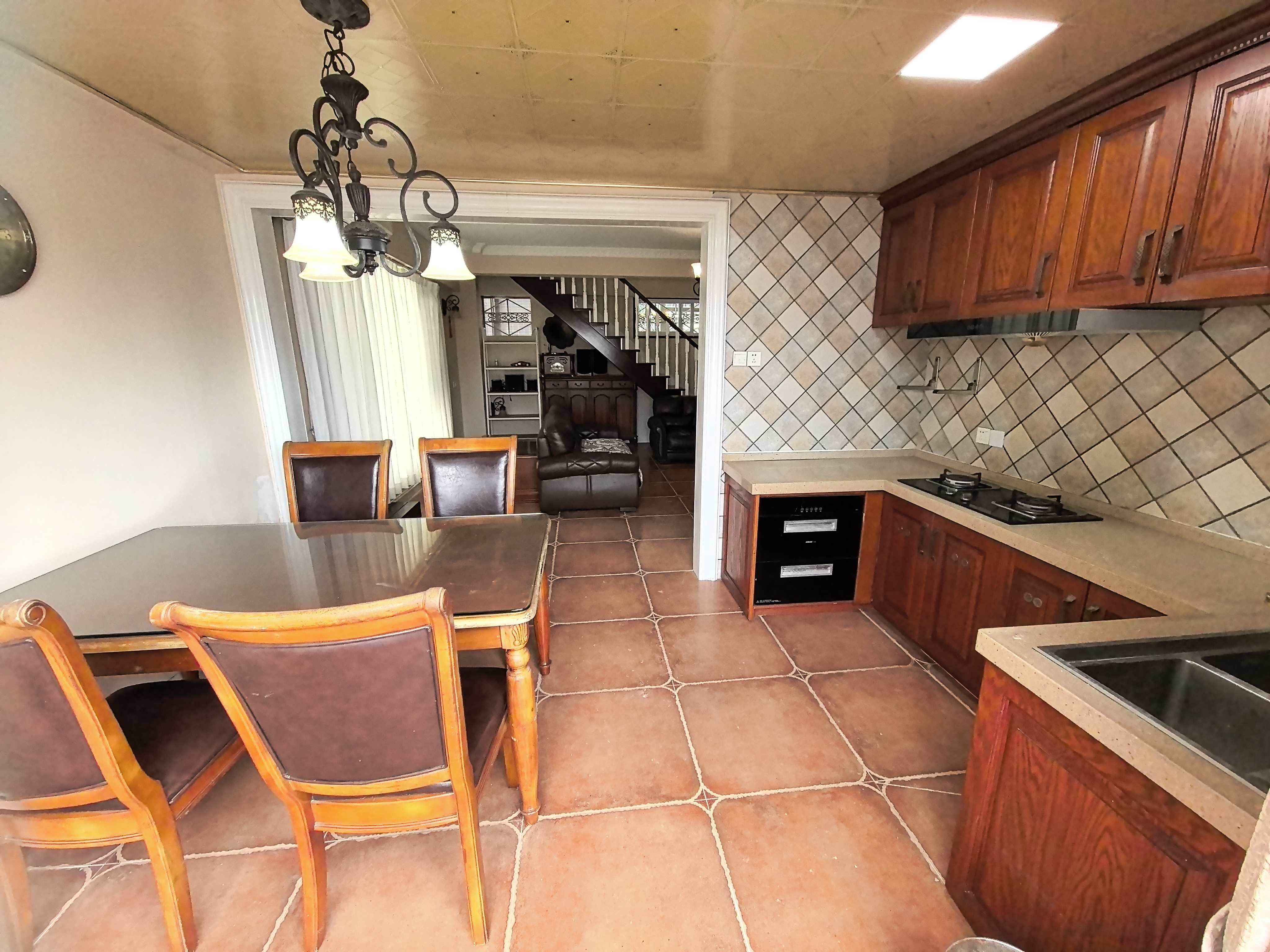 锦江丽都  3室2厅1卫    3000.0元/月室内图