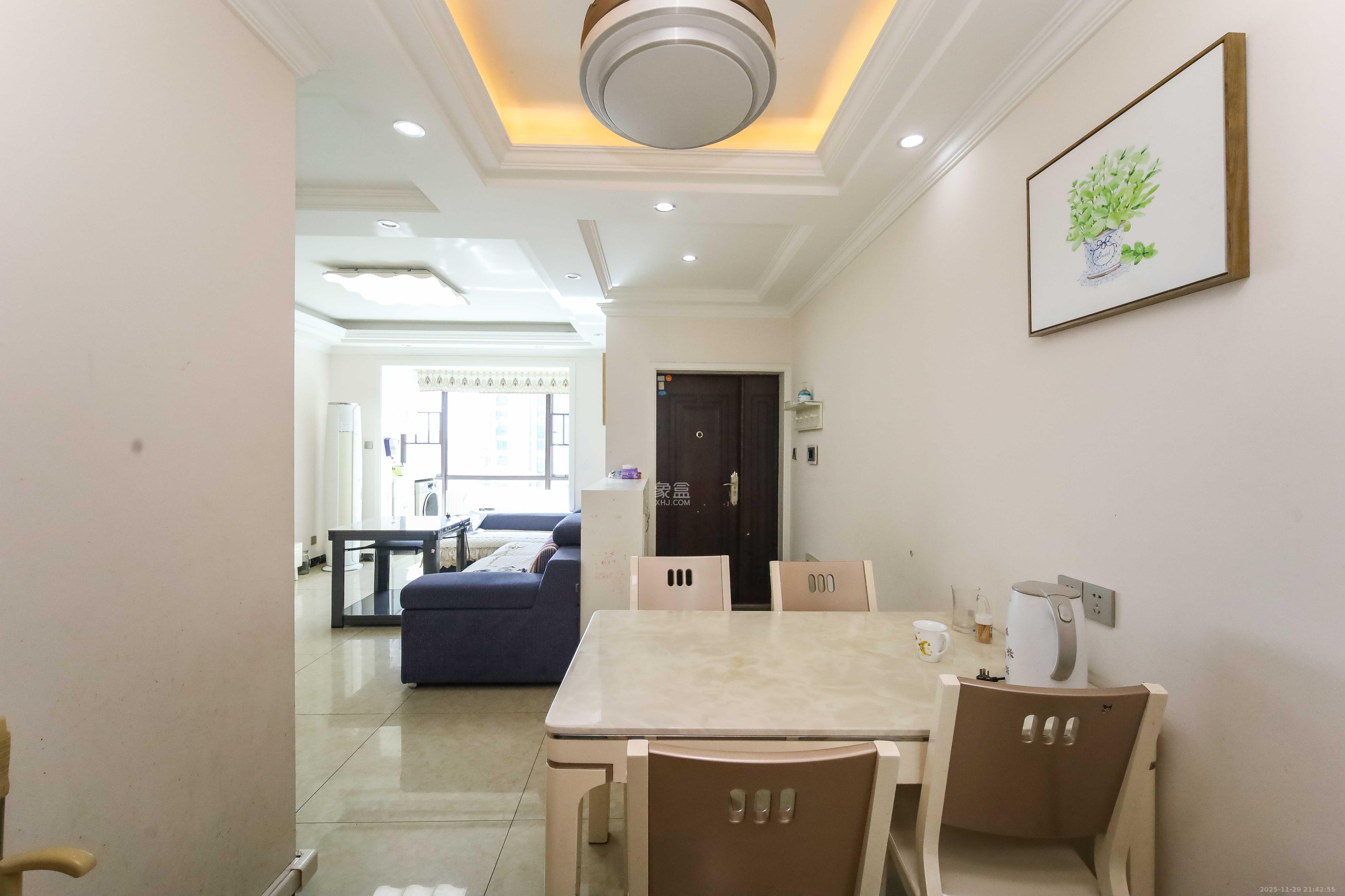 天下一家  1室2厅1卫    98.0万其他