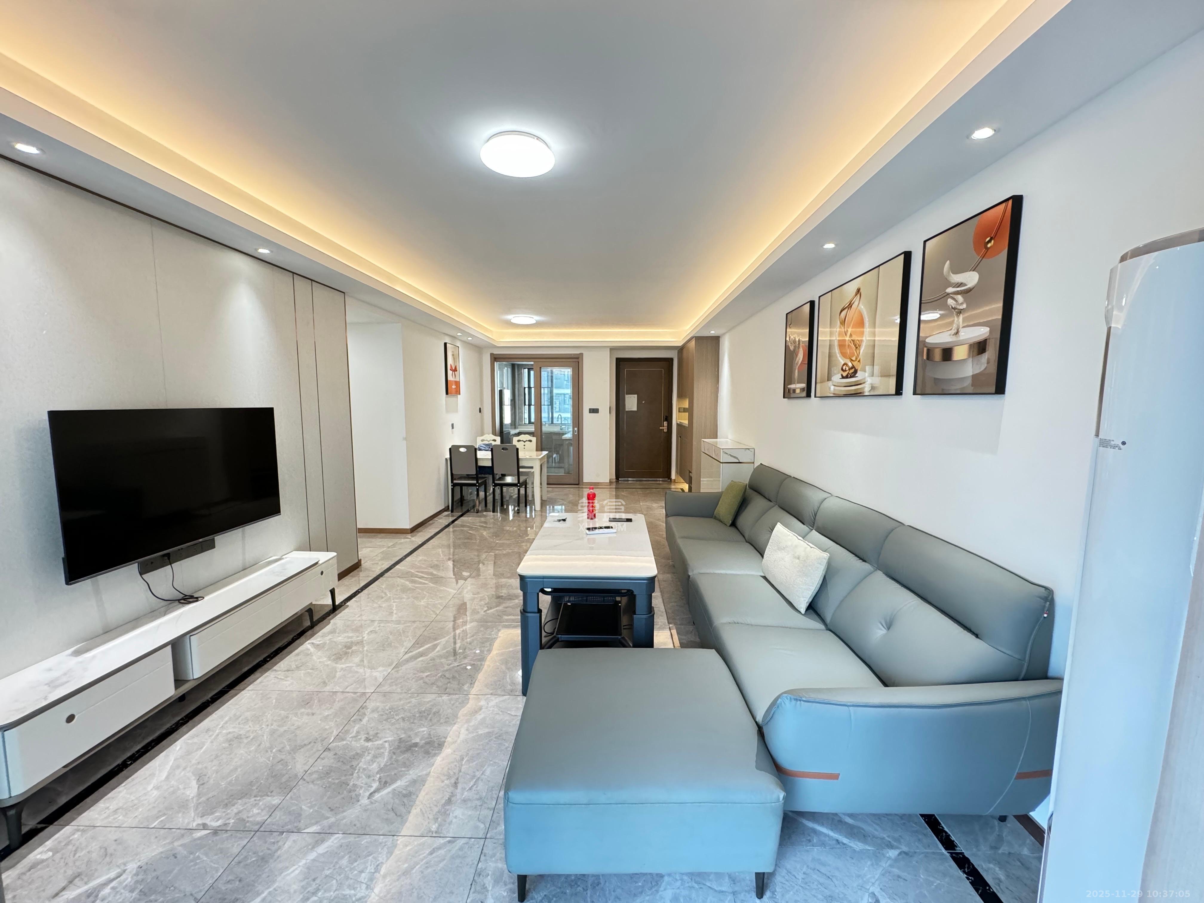 旭辉雨花郡  4室2厅2卫    4400.0元/月