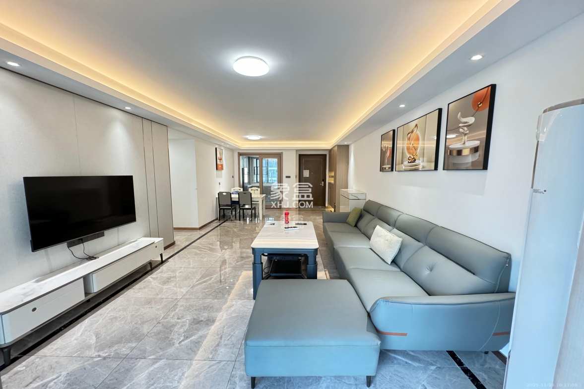 旭辉雨花郡 4室2厅2卫 4400.0元/月 旭辉雨花郡 4室2厅2卫 4400.0元/月室内图