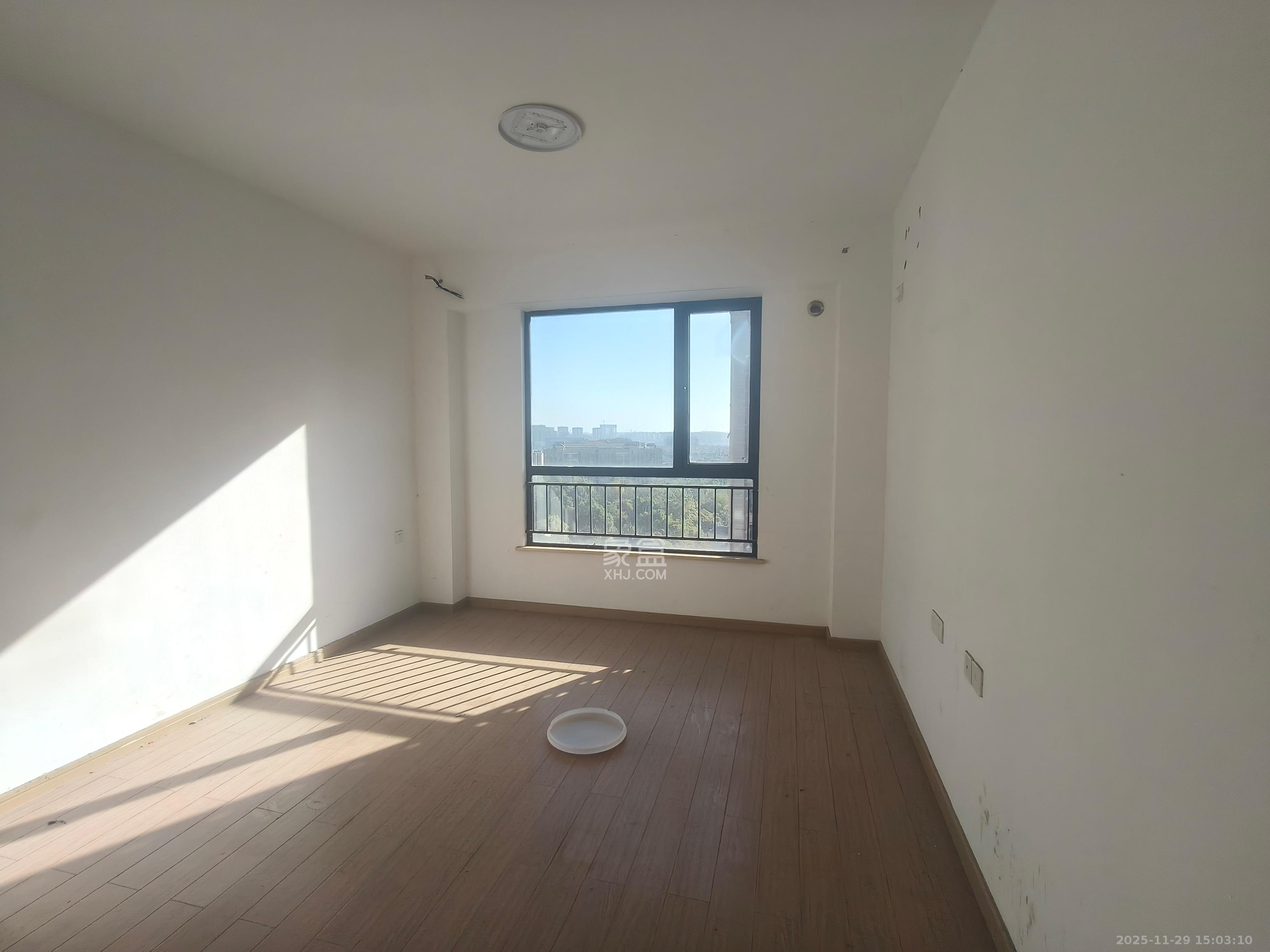 五矿万境蓝山  4室2厅2卫    2800.0元/月室内图