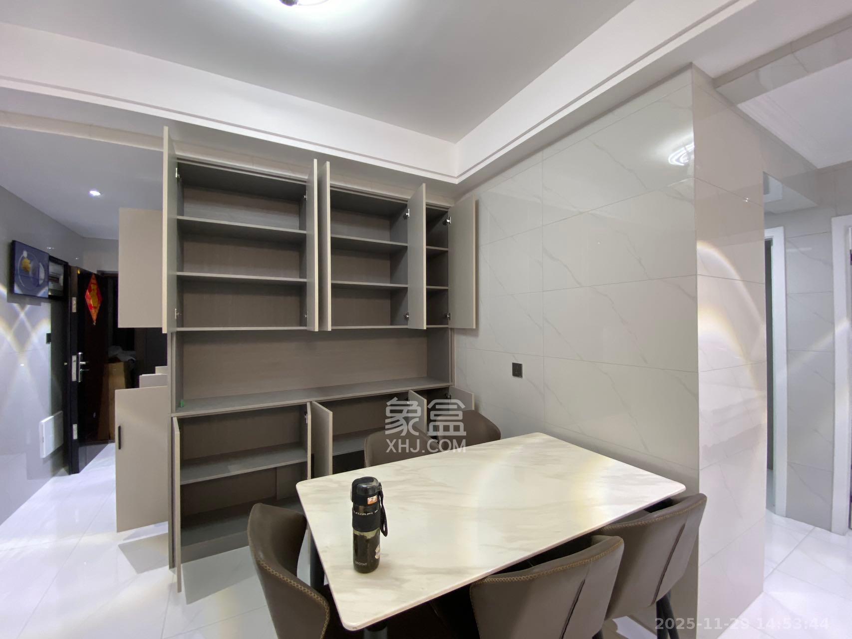 润和星河玥  3室2厅1卫    2400.0元/月室内图