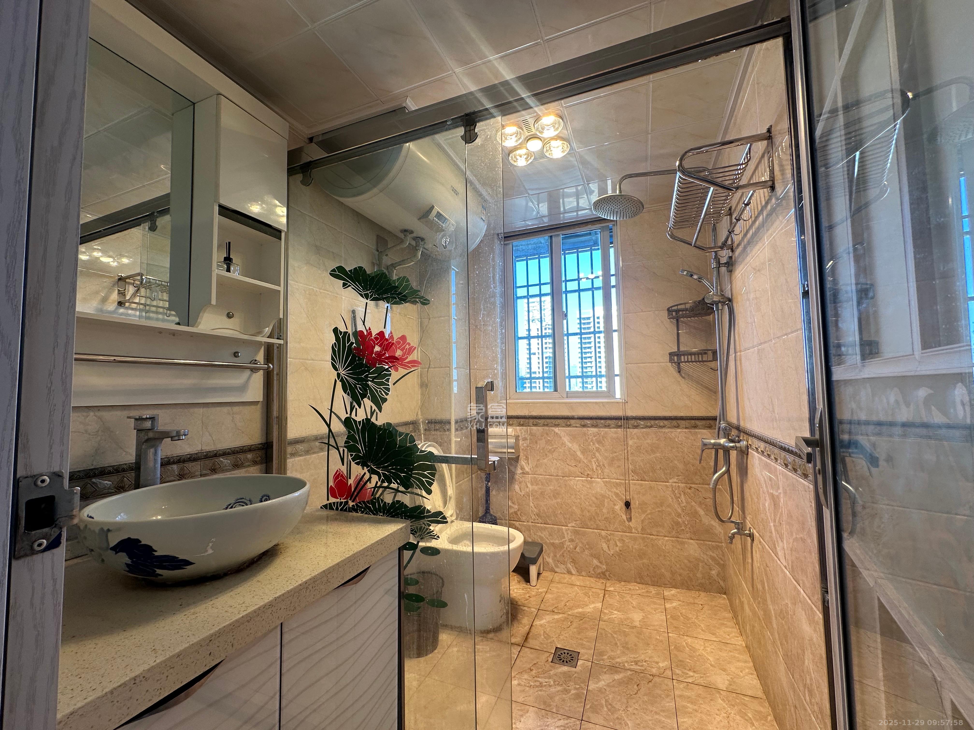 时代星城  3室2厅1卫    2000.0元/月室内图