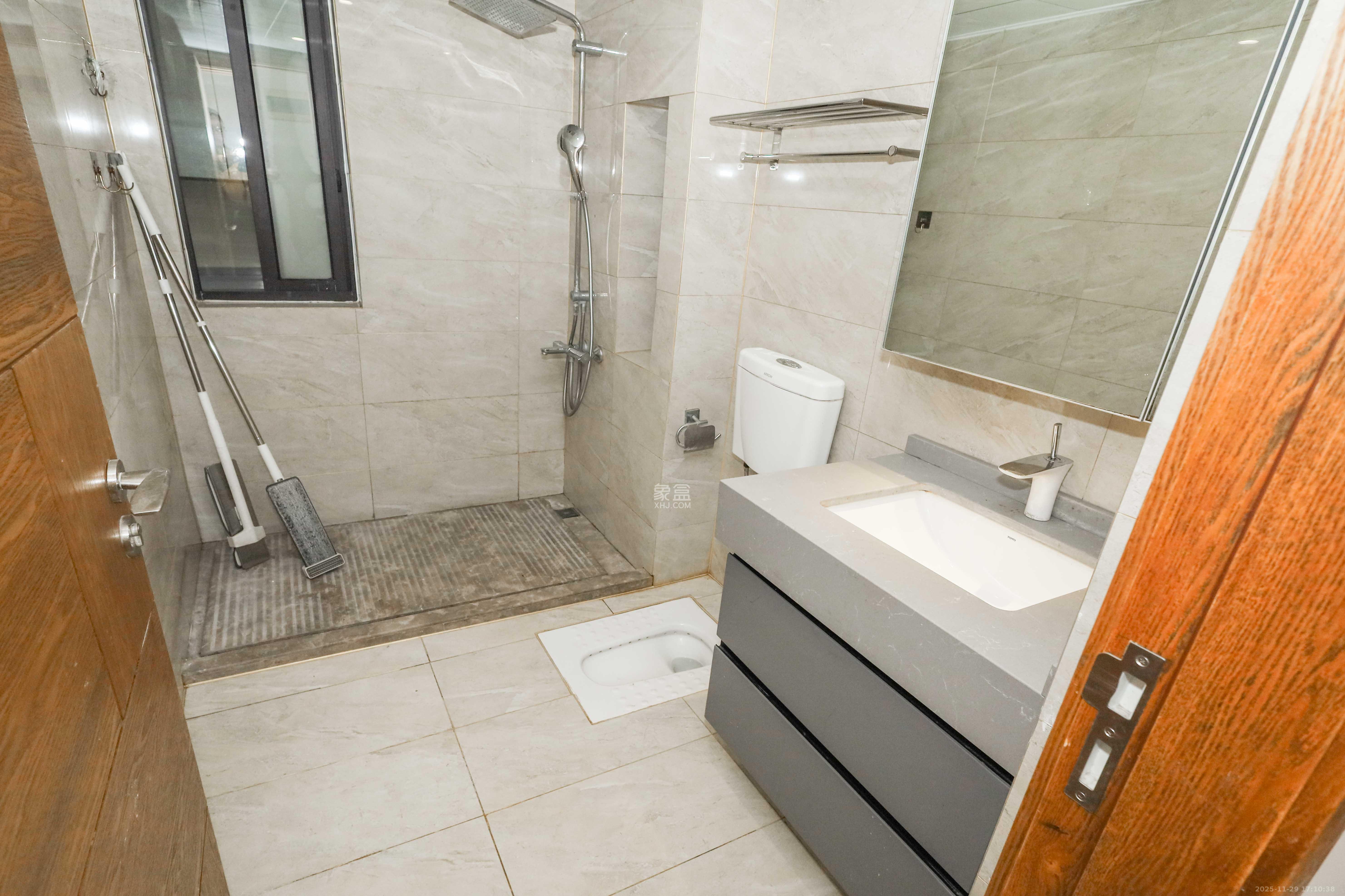 和泓梅溪四季 3室2厅2卫 135.0万 和泓梅溪四季 3室2厅2卫 135.0万卫生间