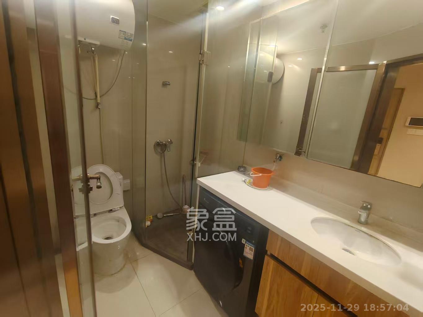 远洋外滩壹号  2室1厅1卫    3800.0元/月室内图