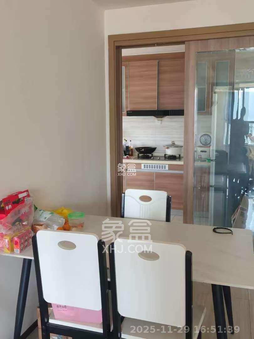 恒大国际广场 2室1厅1卫 2300.0元/月 恒大国际广场 2室1厅1卫 2300.0元/月室内图