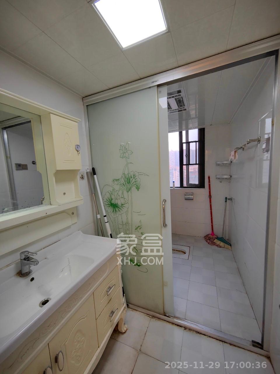 华悦城  4室2厅2卫    3600.0元/月室内图