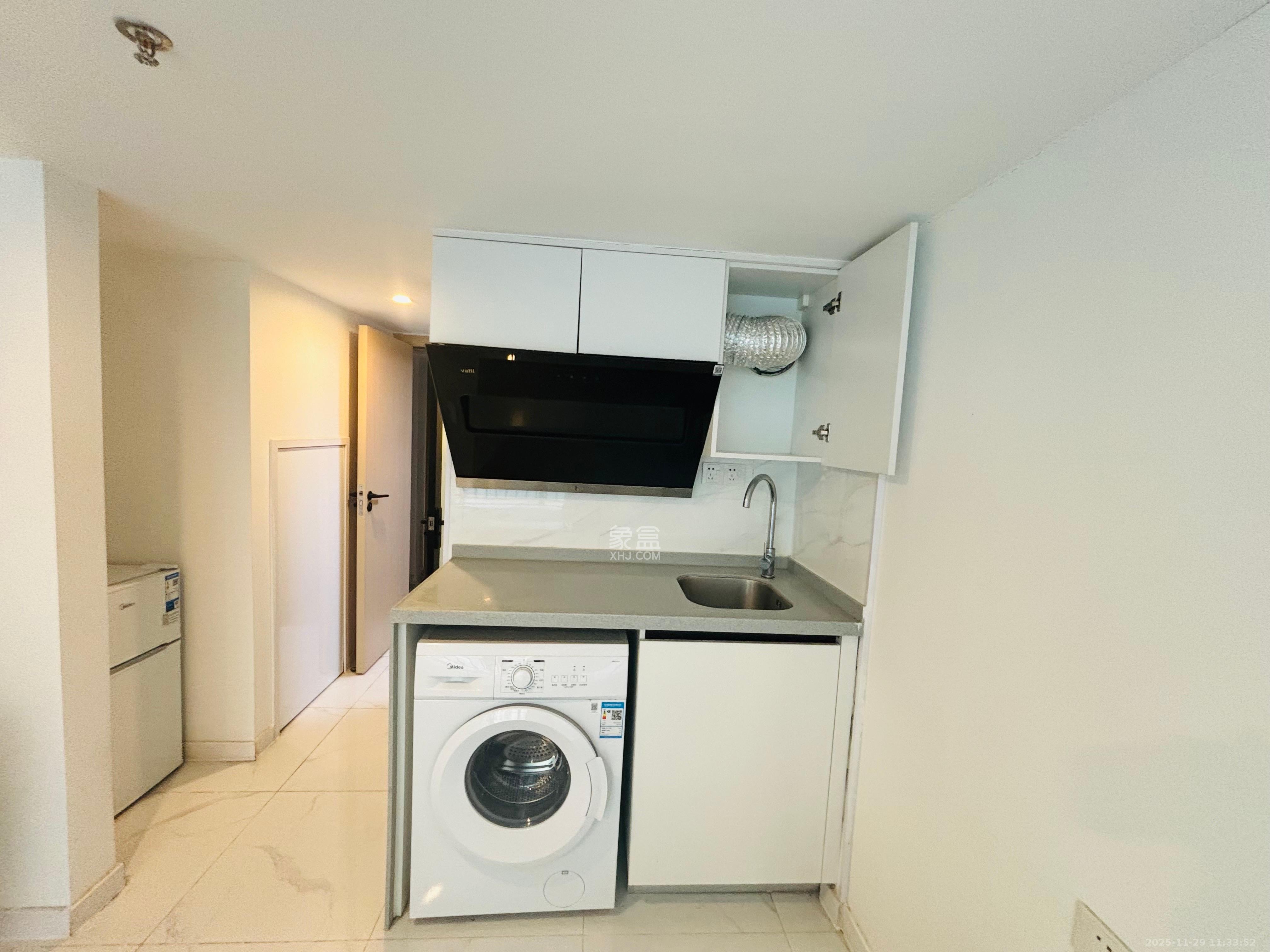 卓越江岸 1室0厅0卫 1400.0元/月 卓越江岸 1室0厅0卫 1400.0元/月室内图