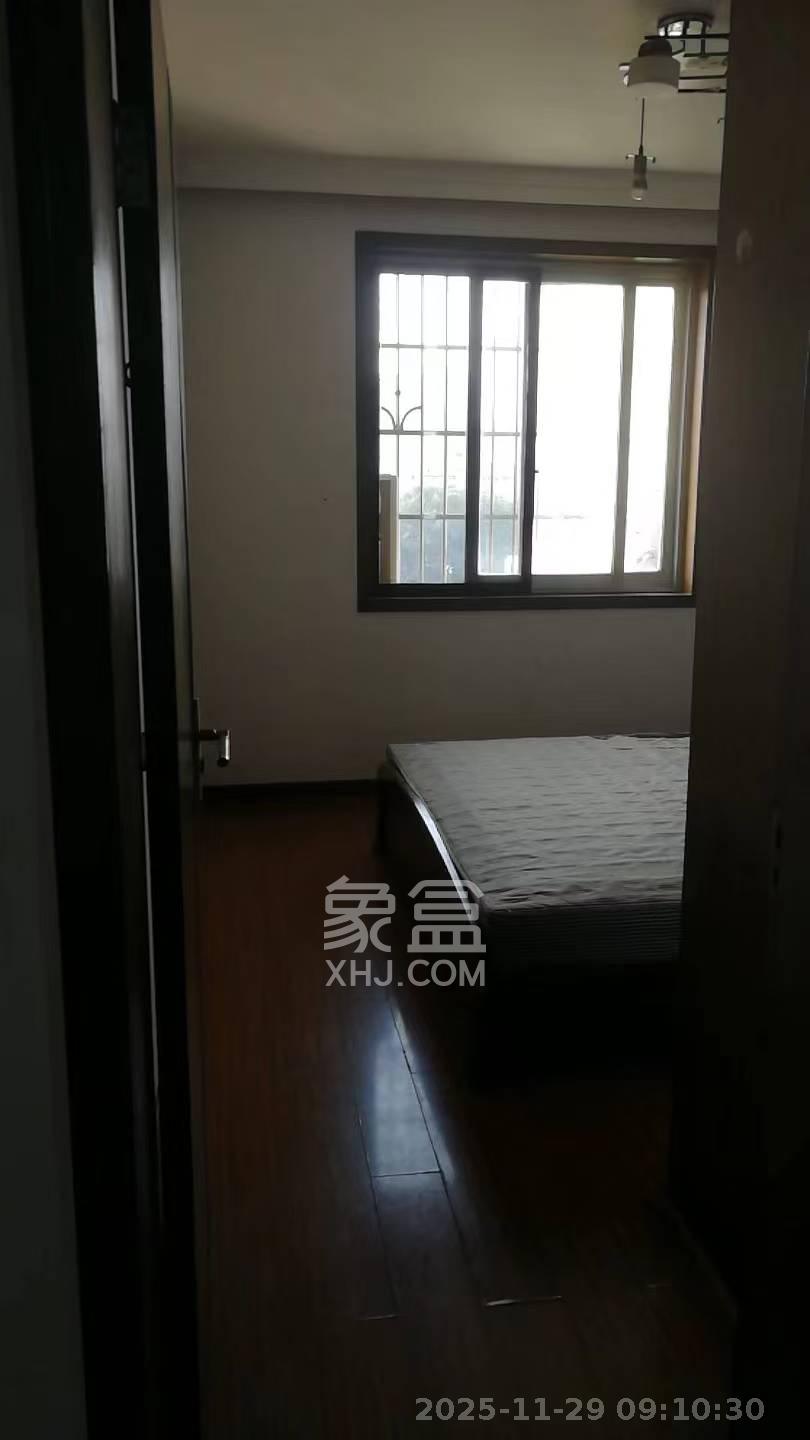 远大小区单位房  1室0厅0卫    68.0万