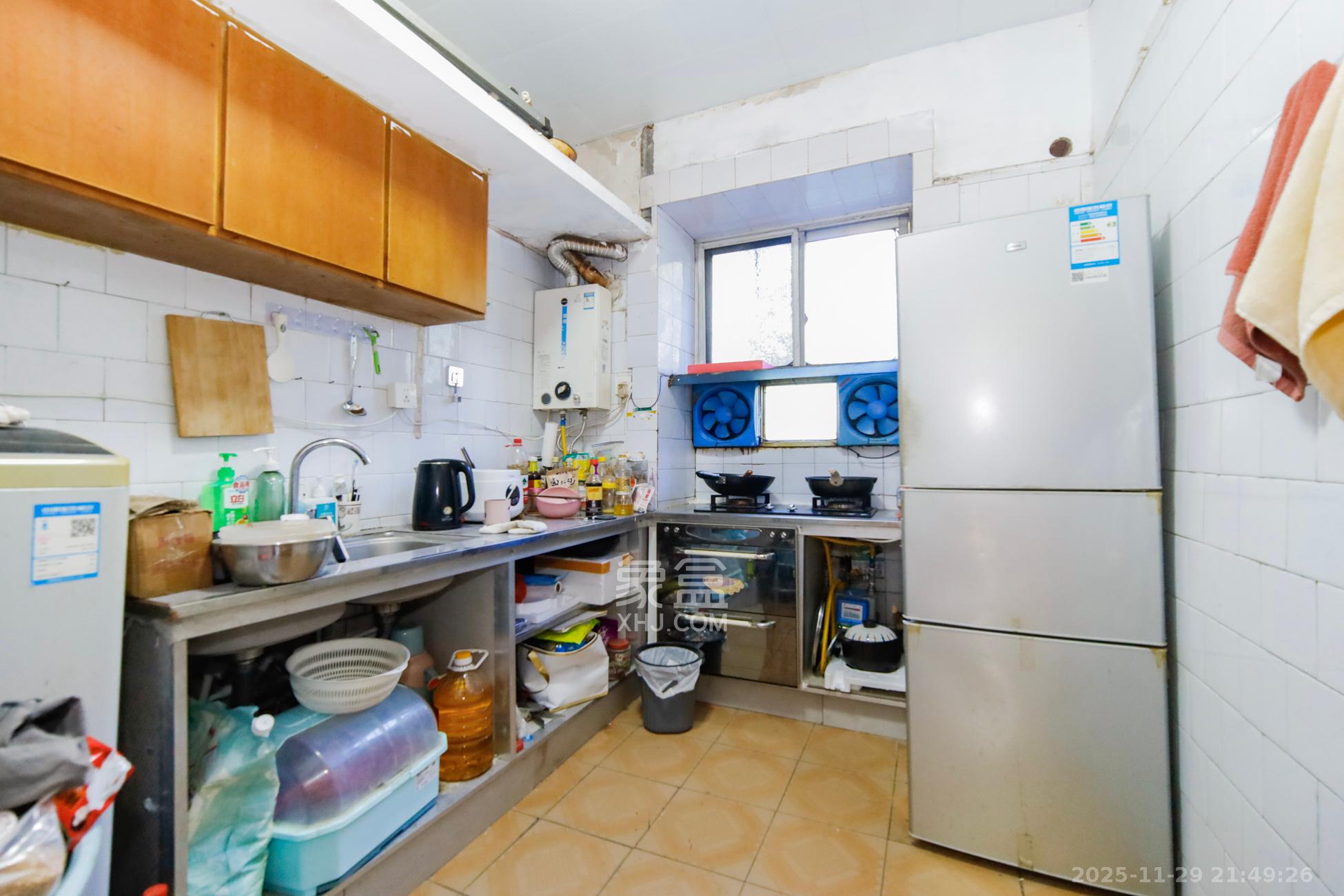 三湘小区  2室1厅1卫    33.8万厨房