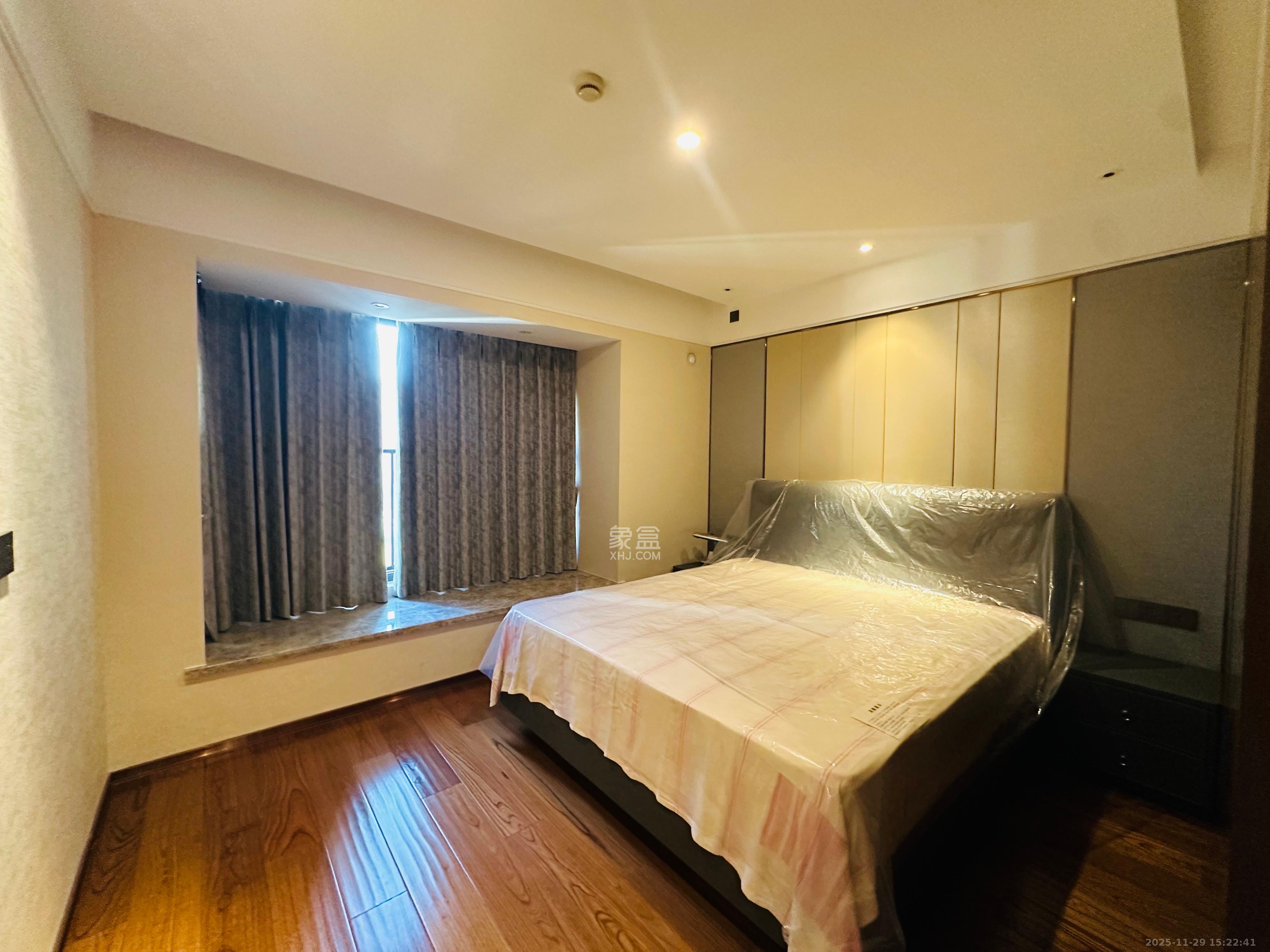 万科里金域滨江 1室0厅0卫 6500.0元/月 万科里金域滨江 1室0厅0卫 6500.0元/月室内图