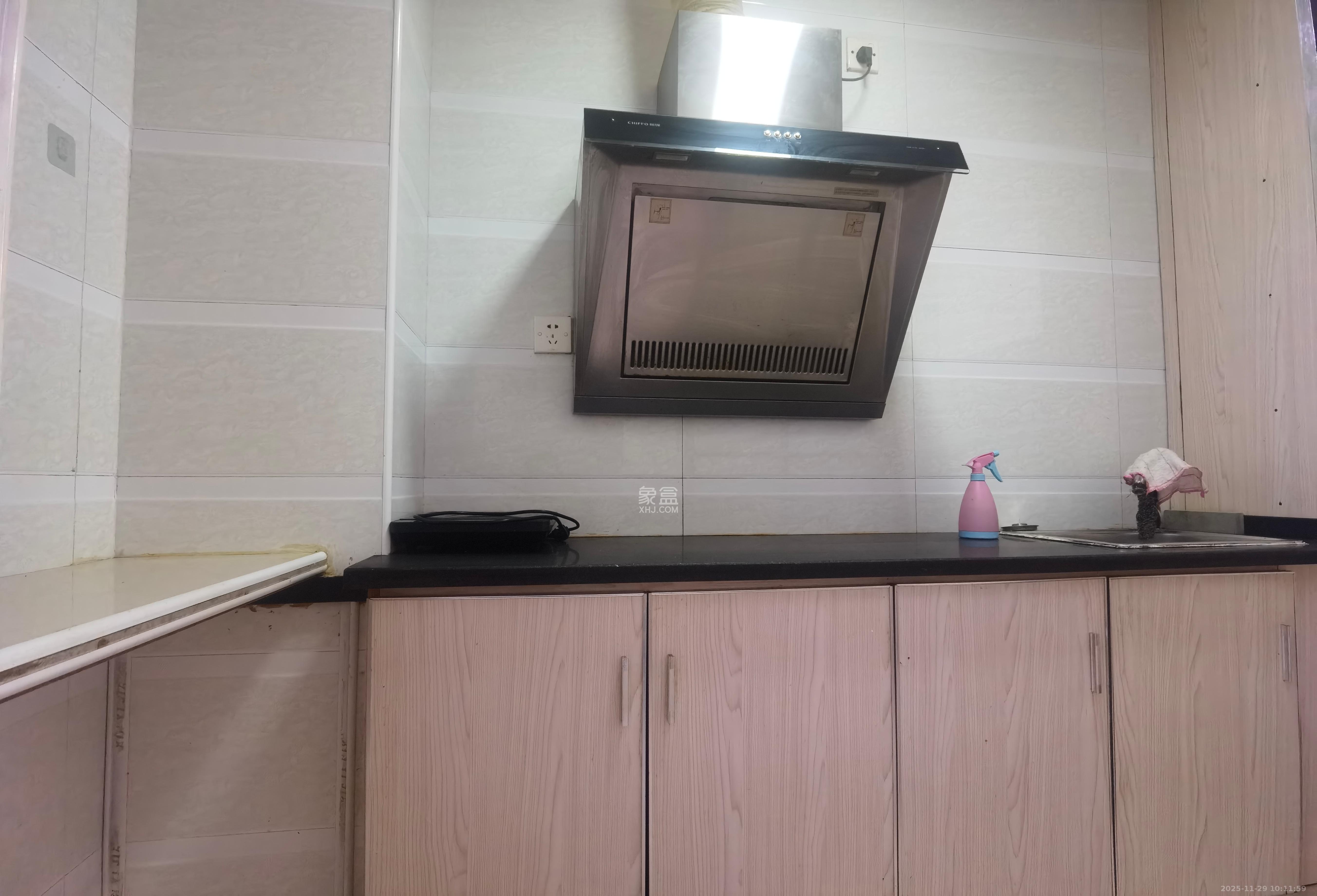 星尚520 1室1厅1卫 1350.0元/月 星尚520 1室1厅1卫 1350.0元/月室内图