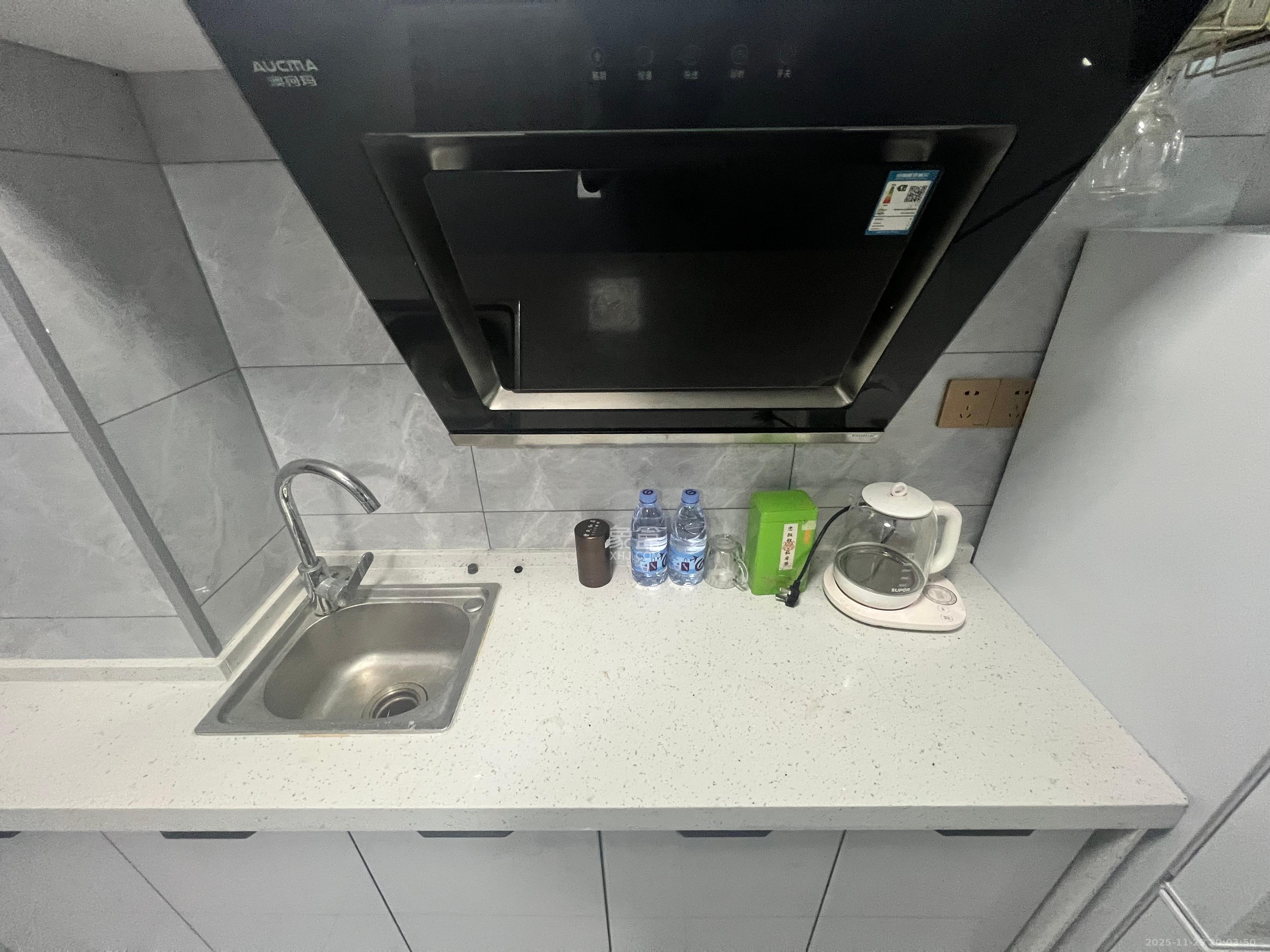 龙湖湘江星座（祺鑫星座公寓）  1室1厅1卫    1400.0元/月室内图