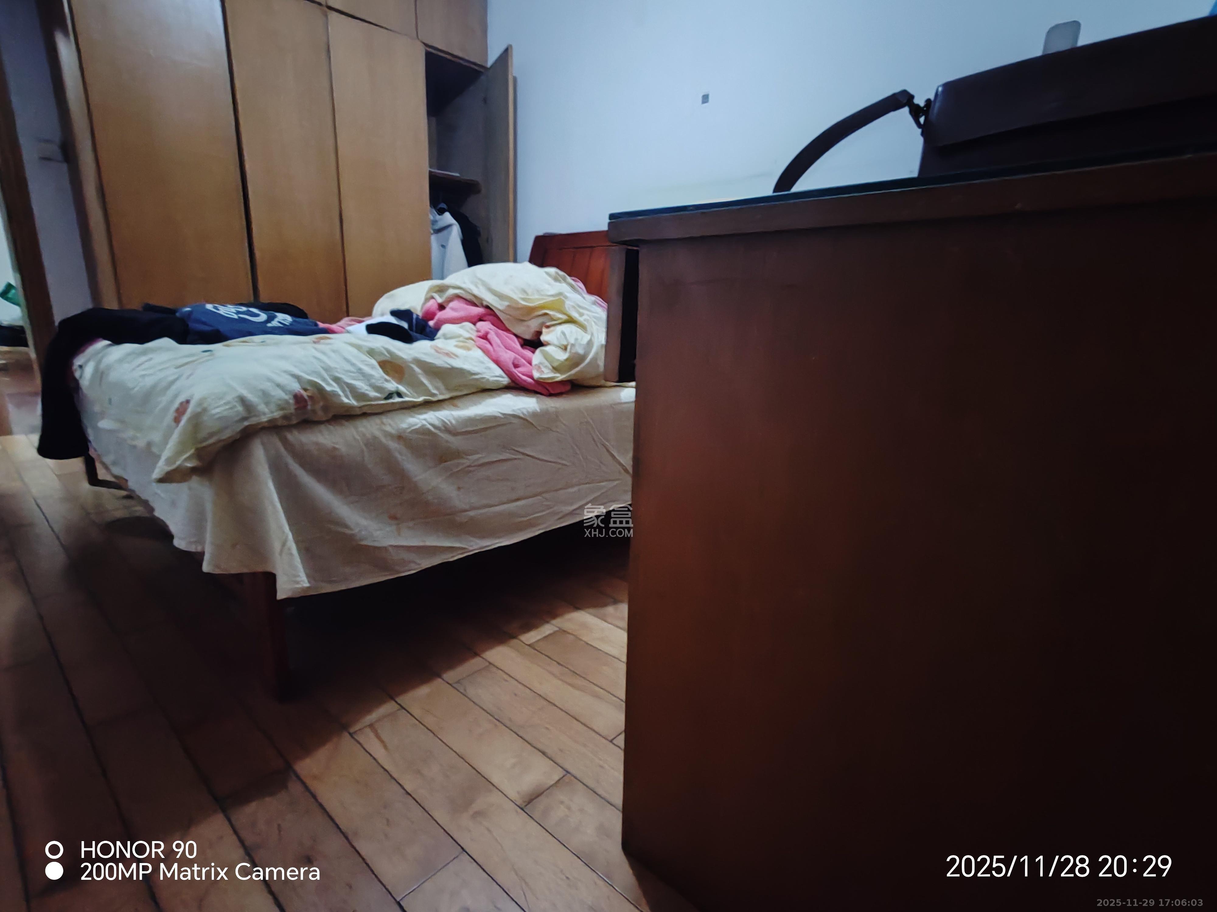 狮子山一片  2室1厅1卫    1400.0元/月室内图