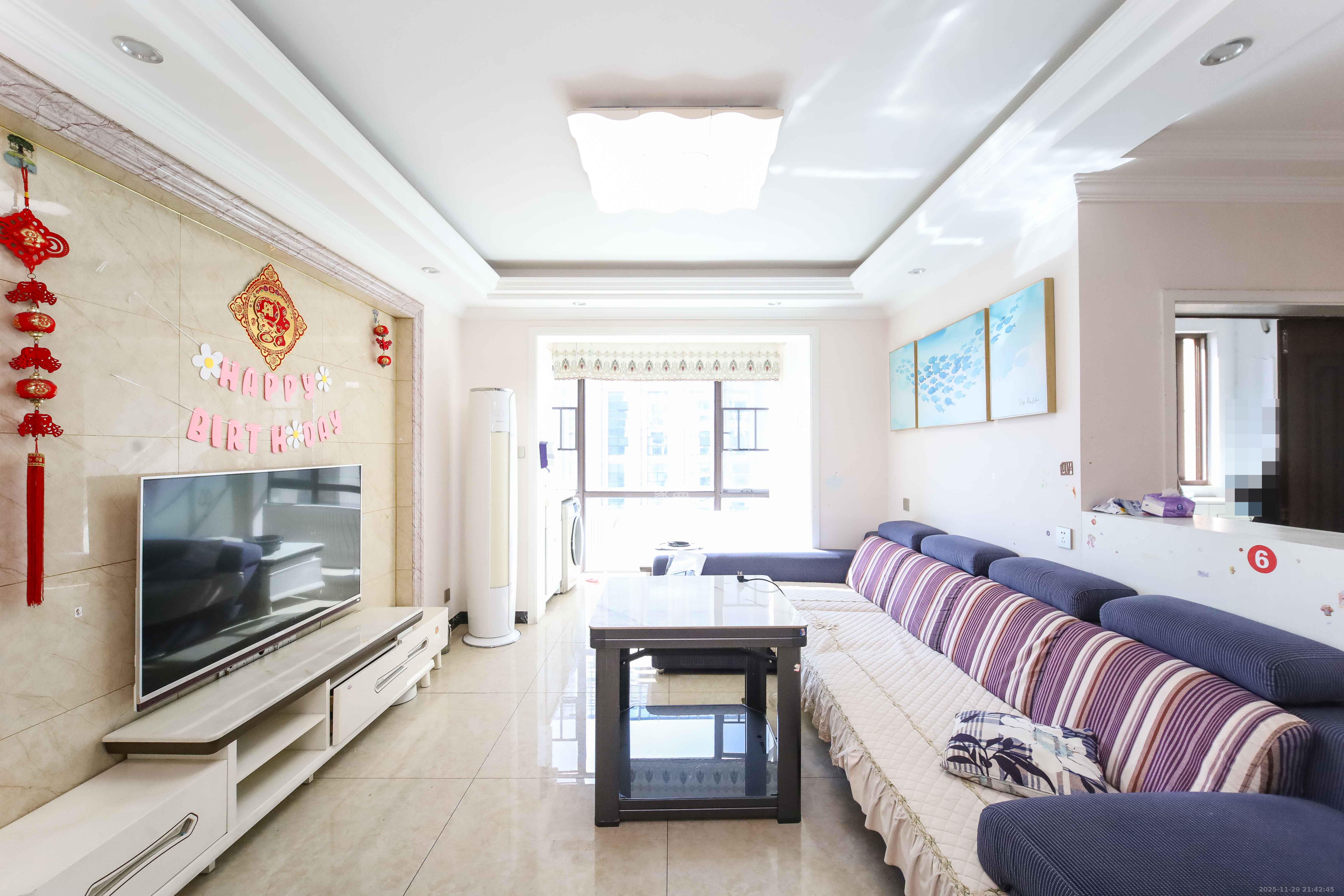 天下一家  1室2厅1卫    98.0万