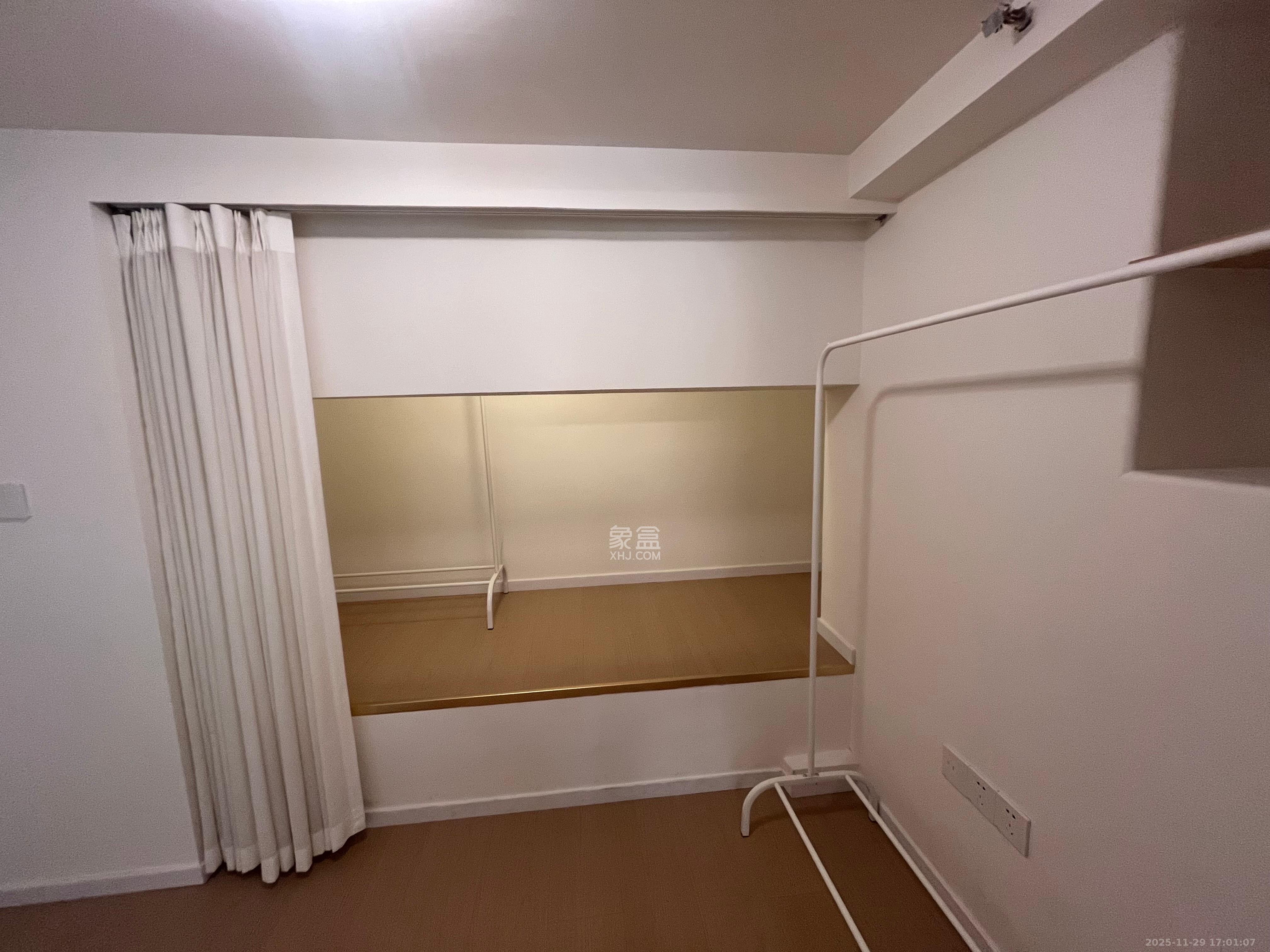 卓越江岸 2室1厅1卫 2600.0元/月 卓越江岸 2室1厅1卫 2600.0元/月室内图