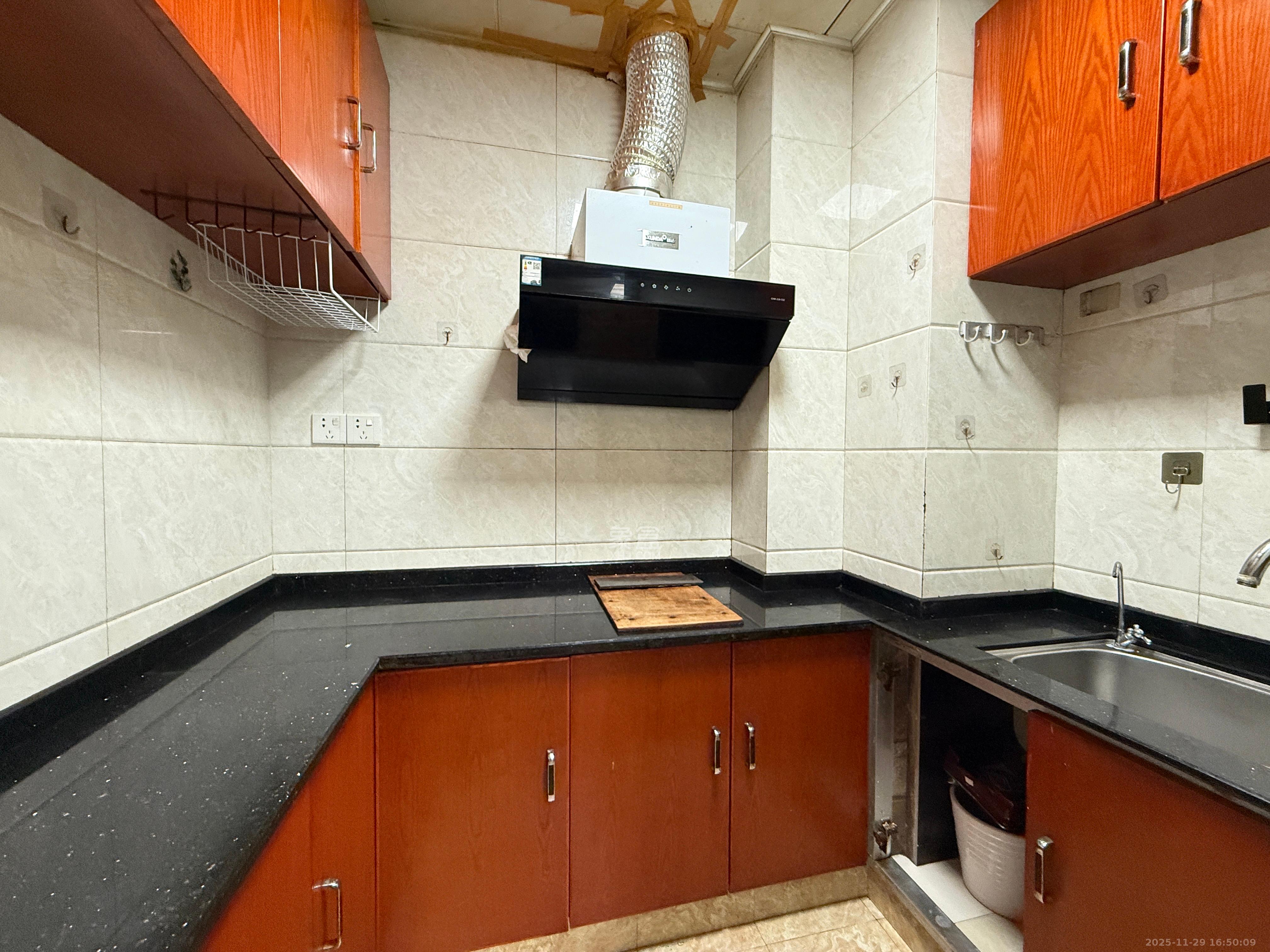 凯通国际城(凯通朝庭) 2室1厅1卫 2100.0元/月 凯通国际城(凯通朝庭) 2室1厅1卫 2100.0元/月室内图