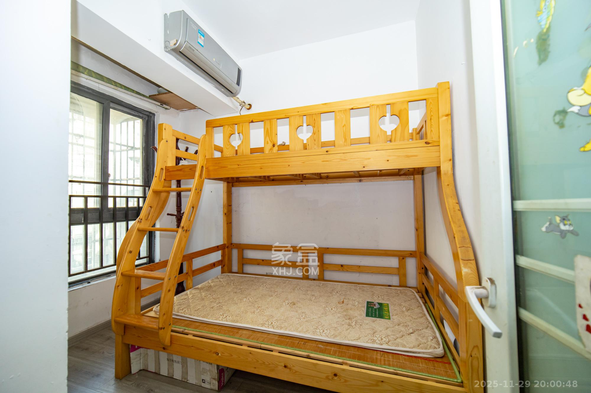 尚都花园城  2室1厅1卫    26.0万卧室