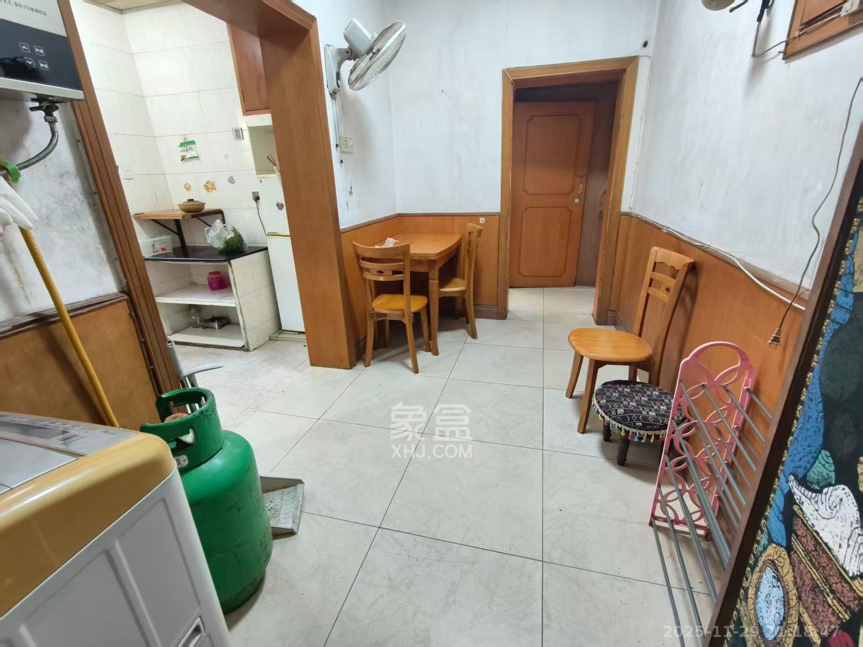 枫林小区  2室1厅1卫    1200.0元/月