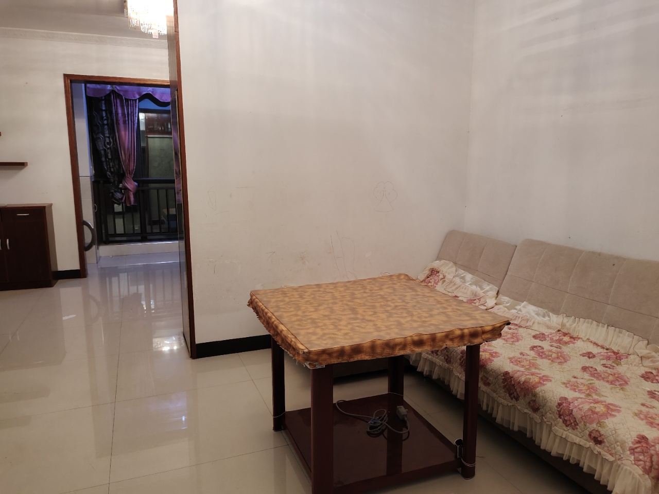 大同芙蓉  1室1厅1卫    26.8万客厅