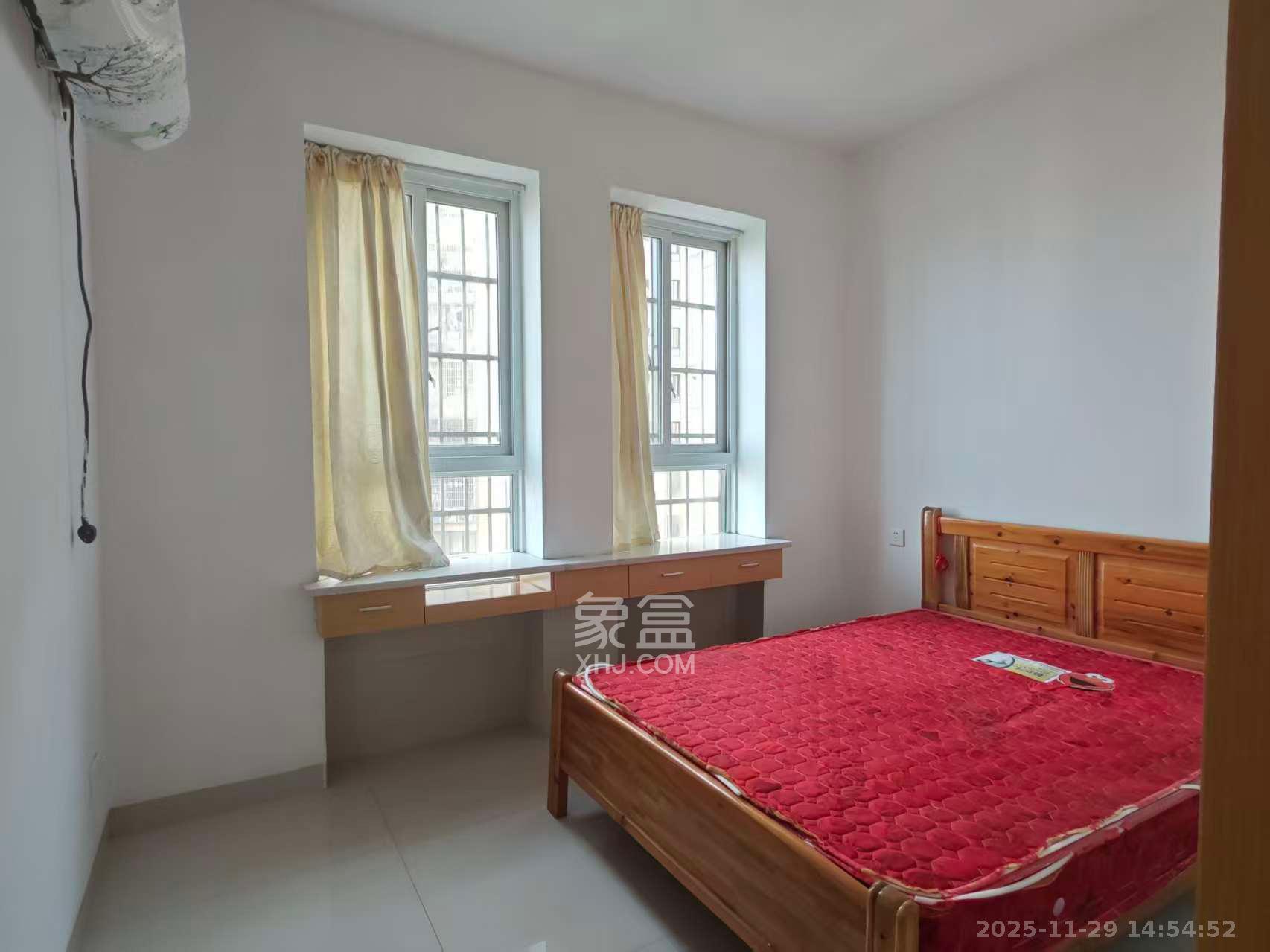 长沙县gp小区  1室2厅2卫    1111.0元/月