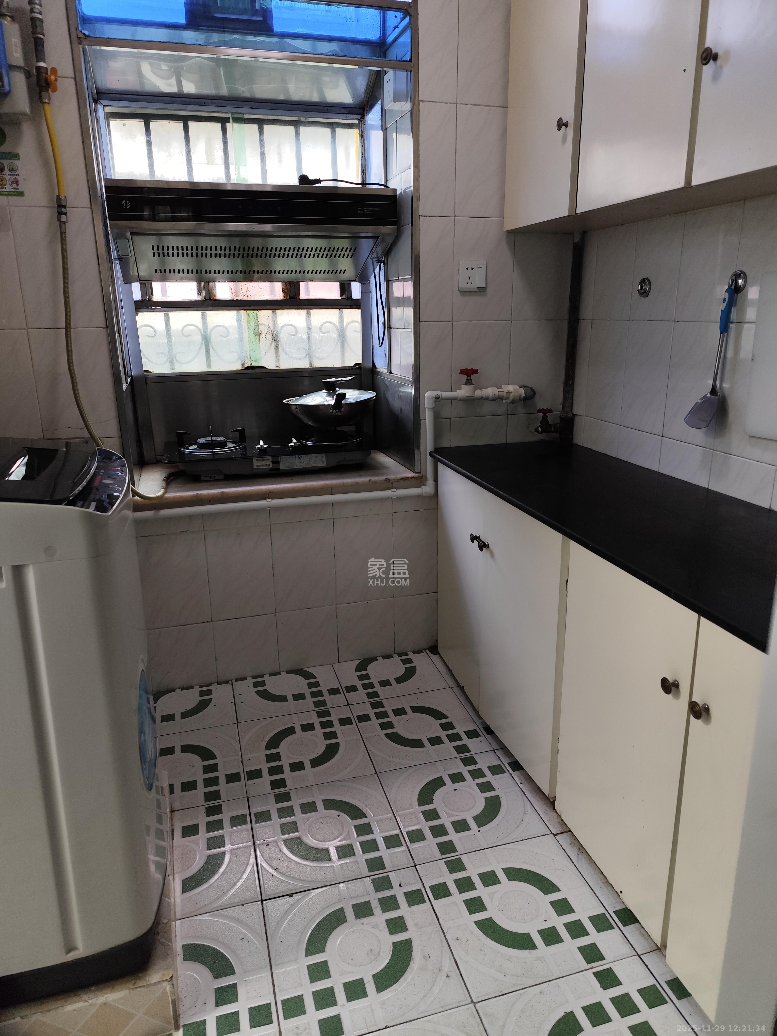 五一东村  1室1厅1卫    1400.0元/月室内图