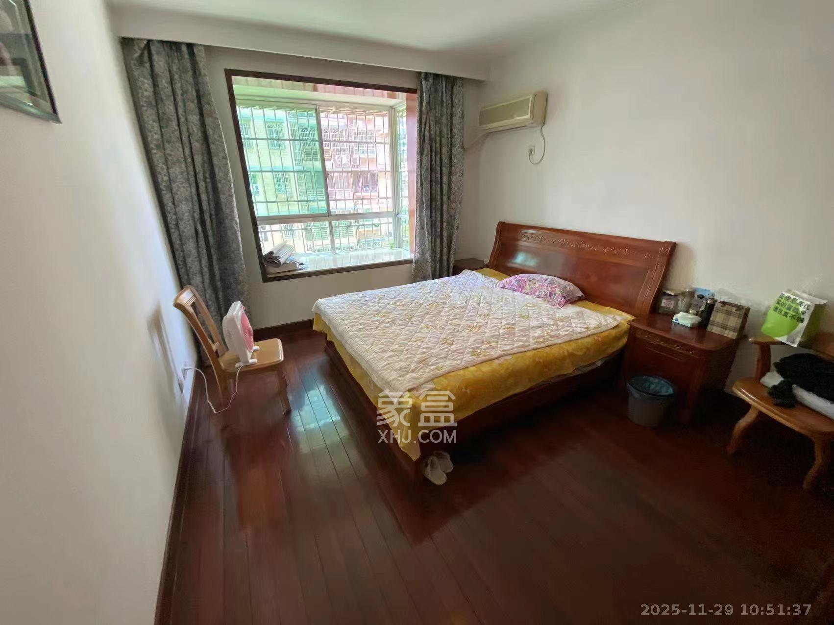 都市星光 3室2厅2卫 4200.0元/月 都市星光 3室2厅2卫 4200.0元/月室内图