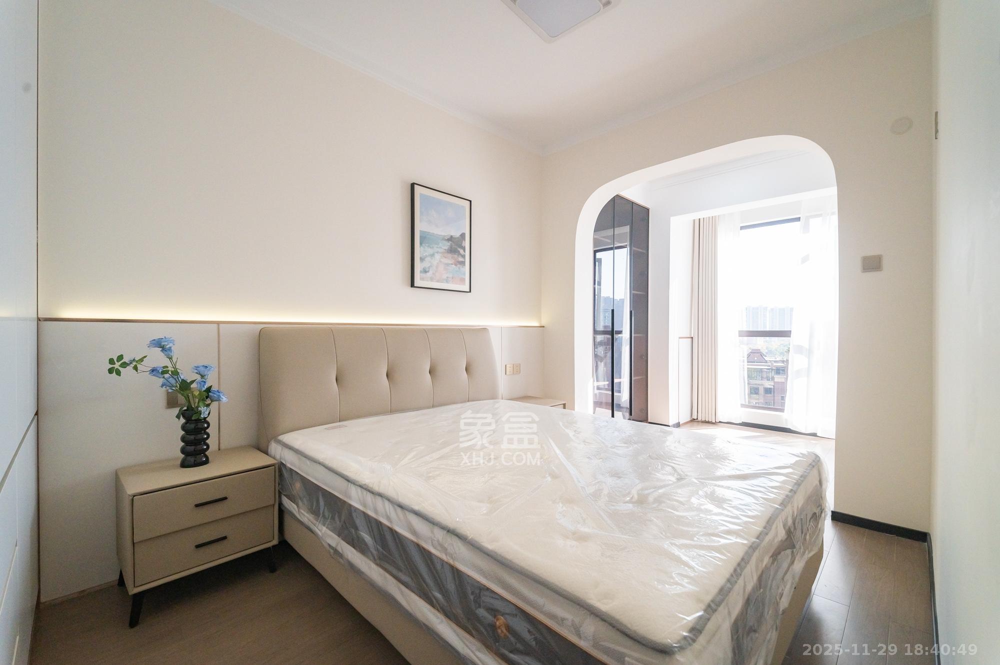 星湖湾一期高层 3室2厅2卫 91.0万 星湖湾一期高层 3室2厅2卫 91.0万卧室