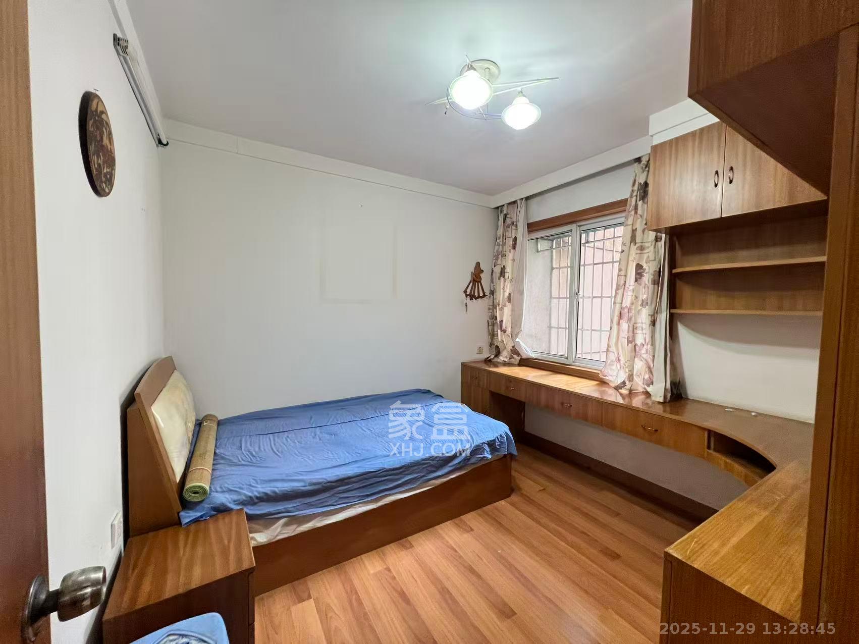 友园山庄 2室2厅1卫 1700.0元/月 友园山庄 2室2厅1卫 1700.0元/月室内图