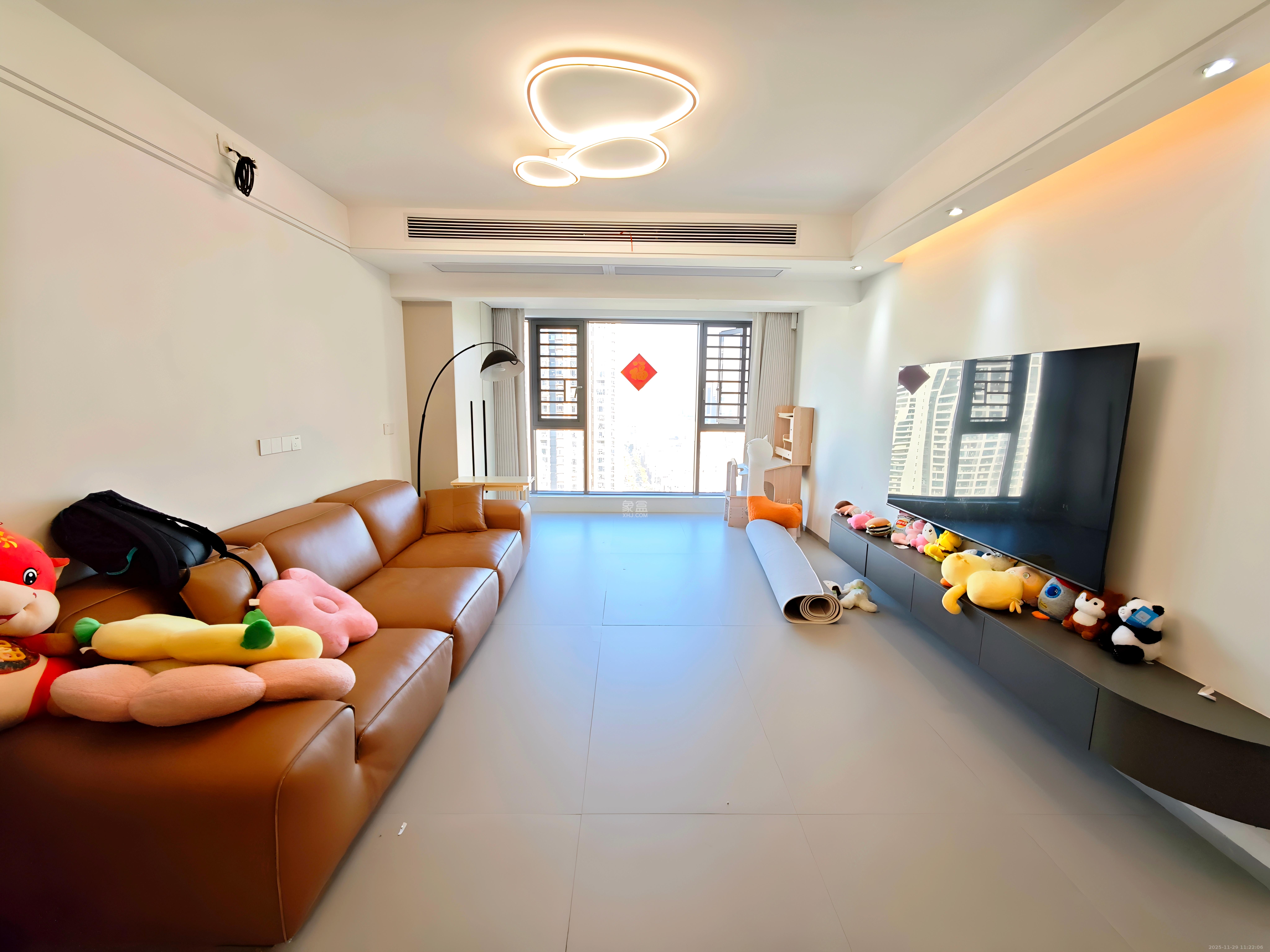 国欣向荣府  4室2厅2卫    4500.0元/月