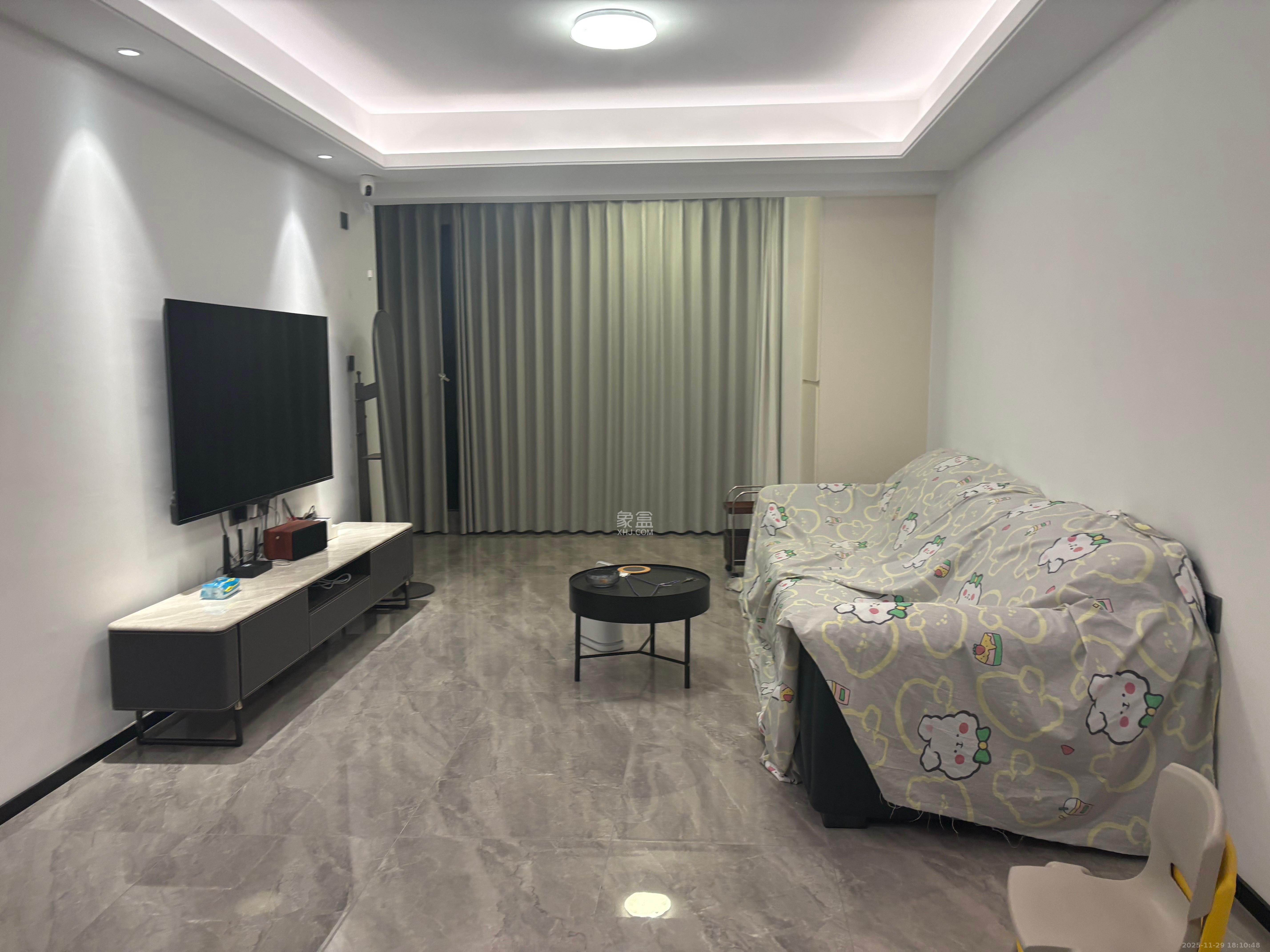 金茂越秀雨花金茂智慧科学城  3室2厅2卫    3800.0元/月