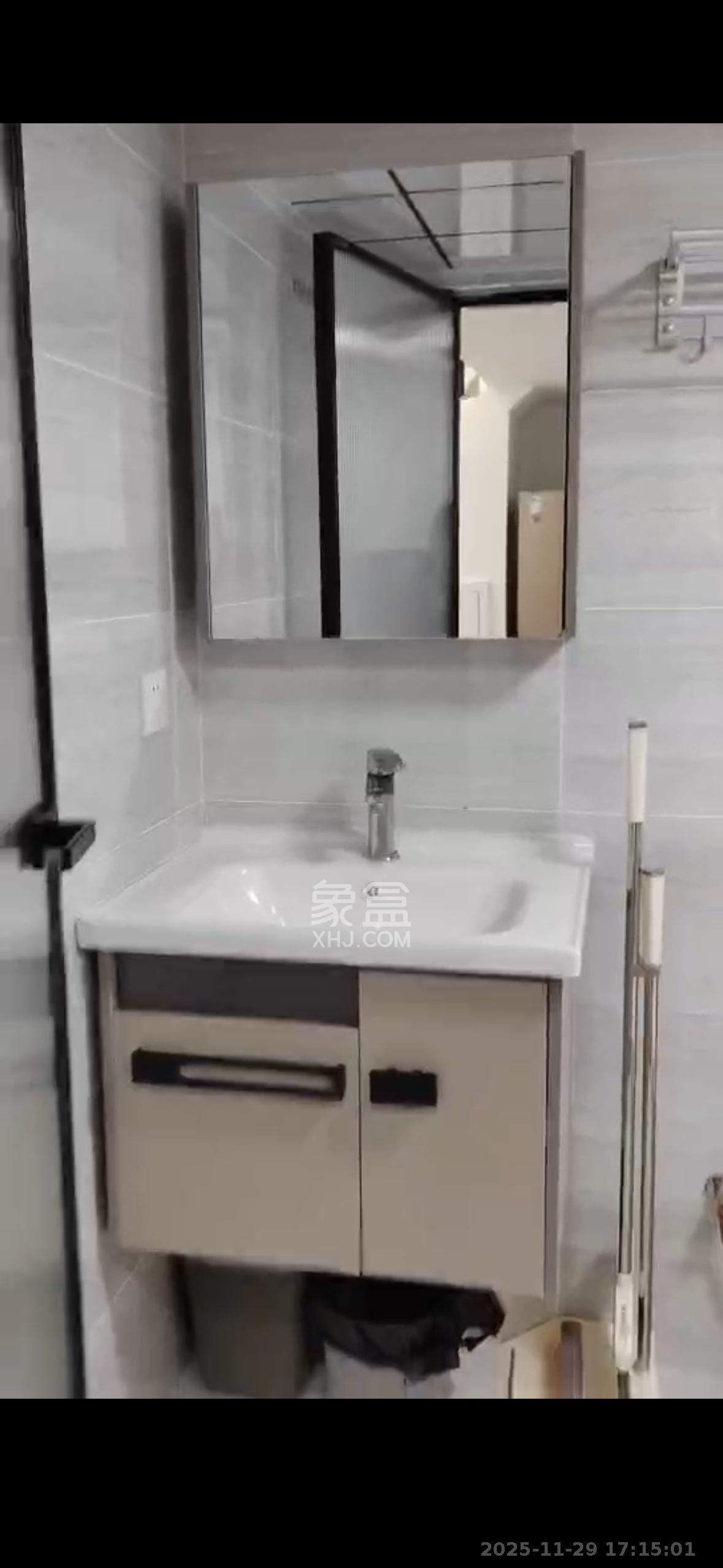 新城悦隽公园 2室1厅1卫 2000.0元/月 新城悦隽公园 2室1厅1卫 2000.0元/月室内图