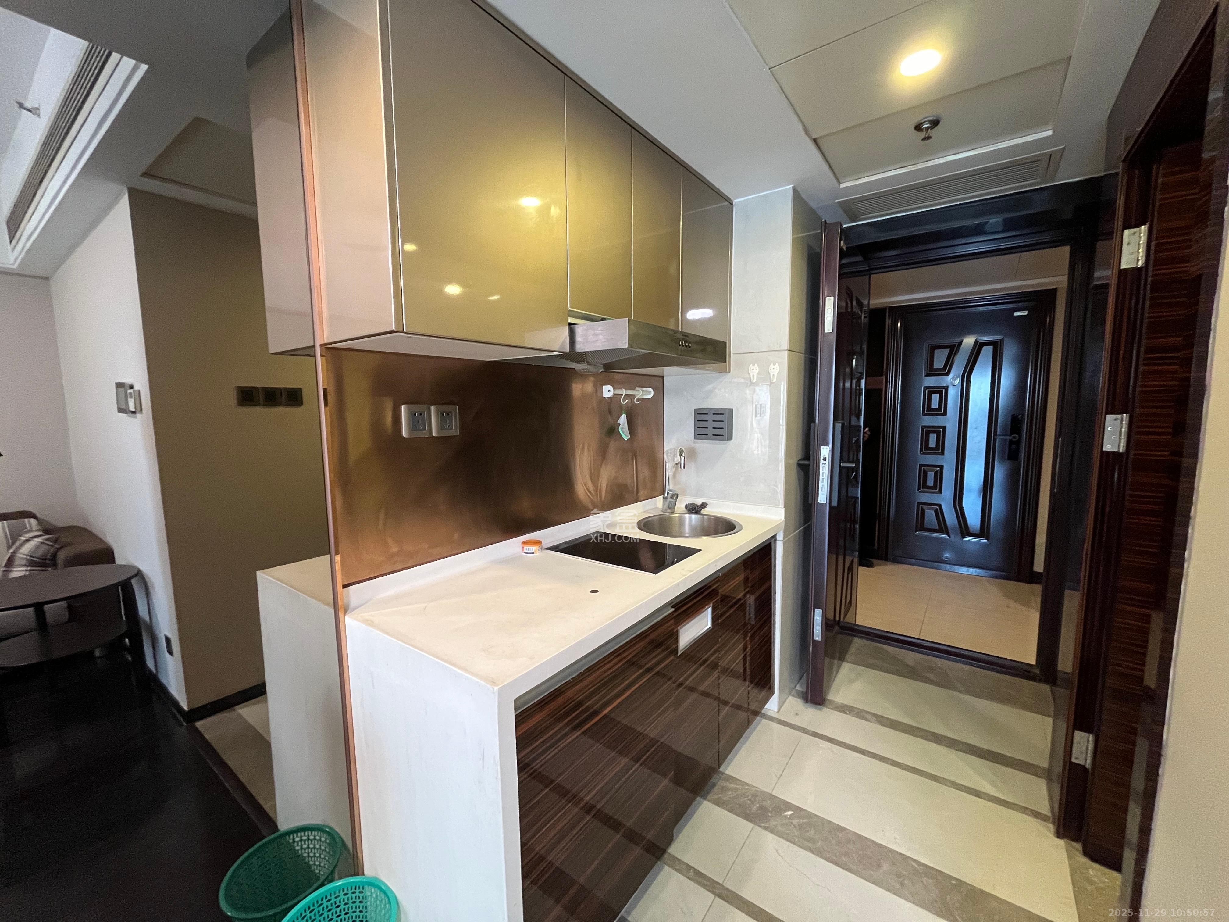 保利国际广场 1室1厅1卫 2200.0元/月 保利国际广场 1室1厅1卫 2200.0元/月室内图