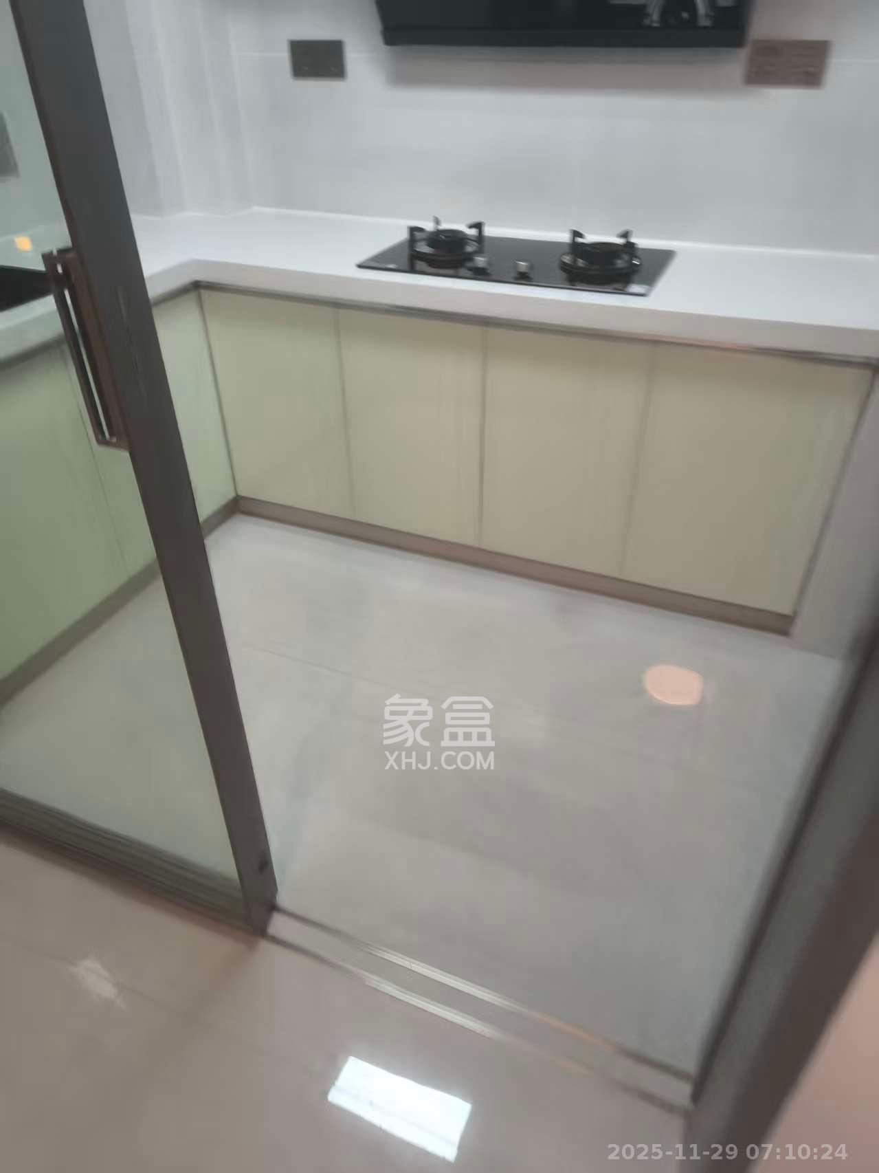 汉唐翰林府  4室2厅2卫    3700.0元/月