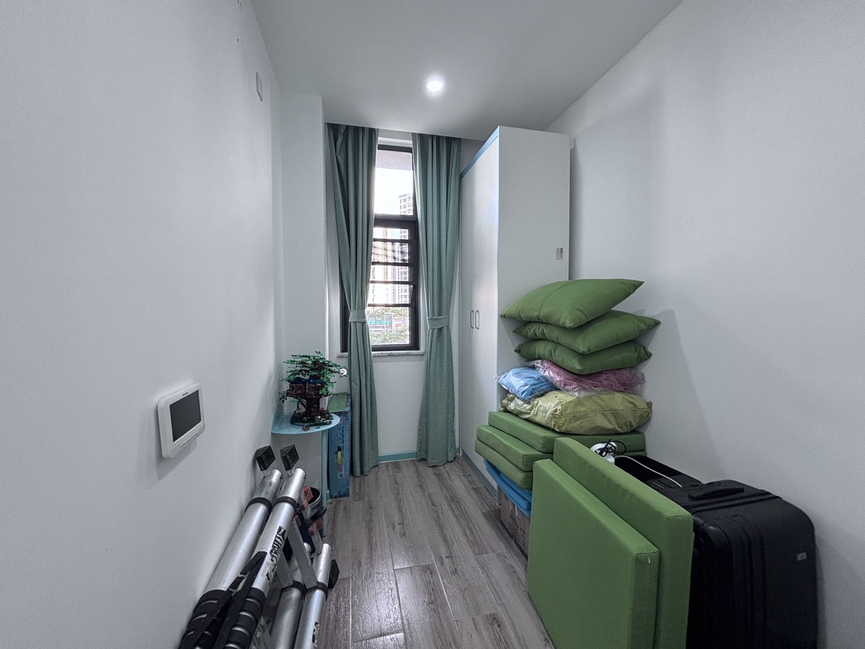 大华锦绣海岸一期 8室3厅9卫 532.0万 大华锦绣海岸一期 8室3厅9卫 532.0万室内图