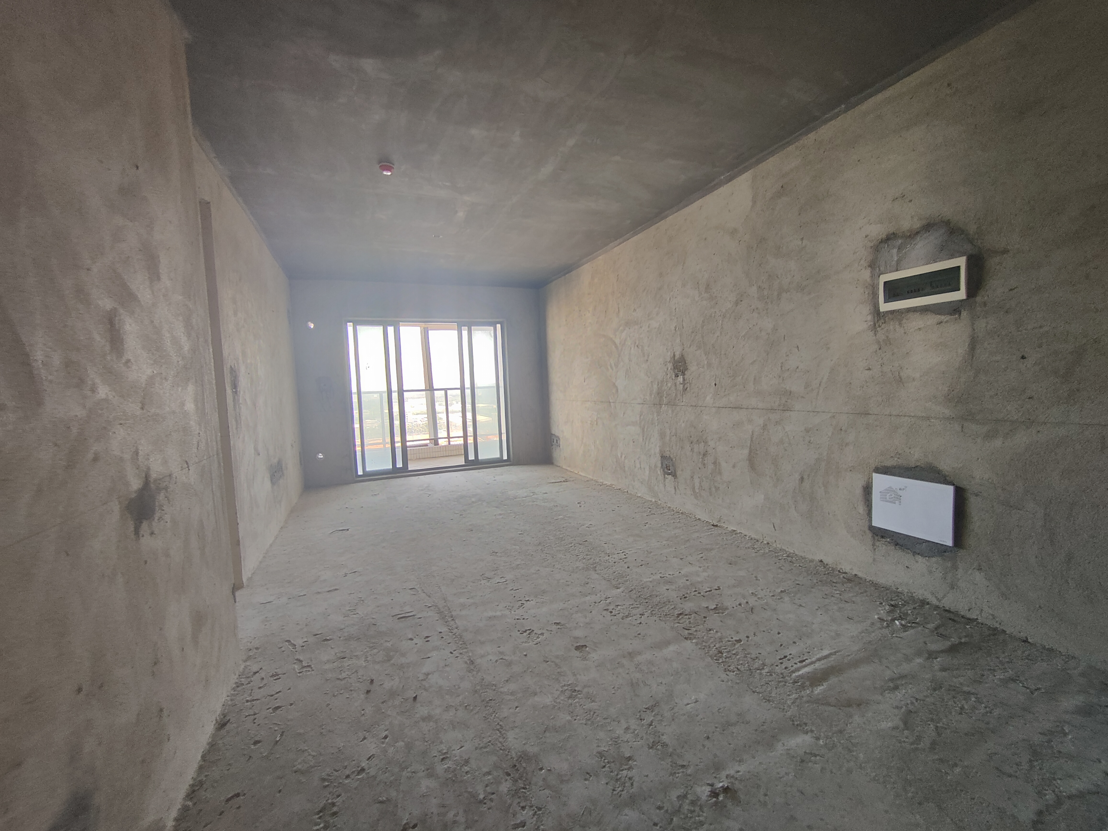 芒果社  3室1厅1卫    238.0万