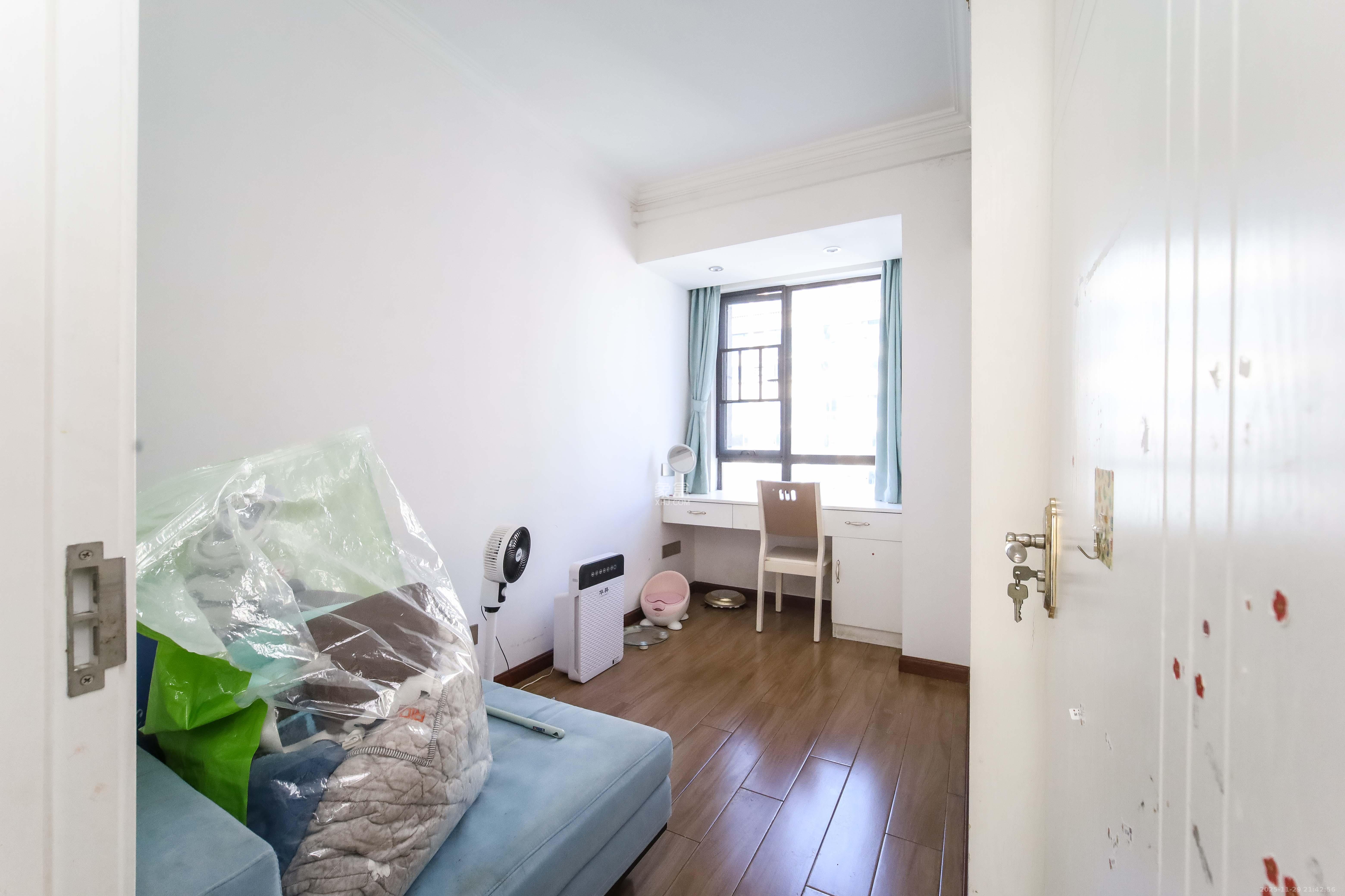 天下一家 1室2厅1卫 98.0万 天下一家 1室2厅1卫 98.0万卧室