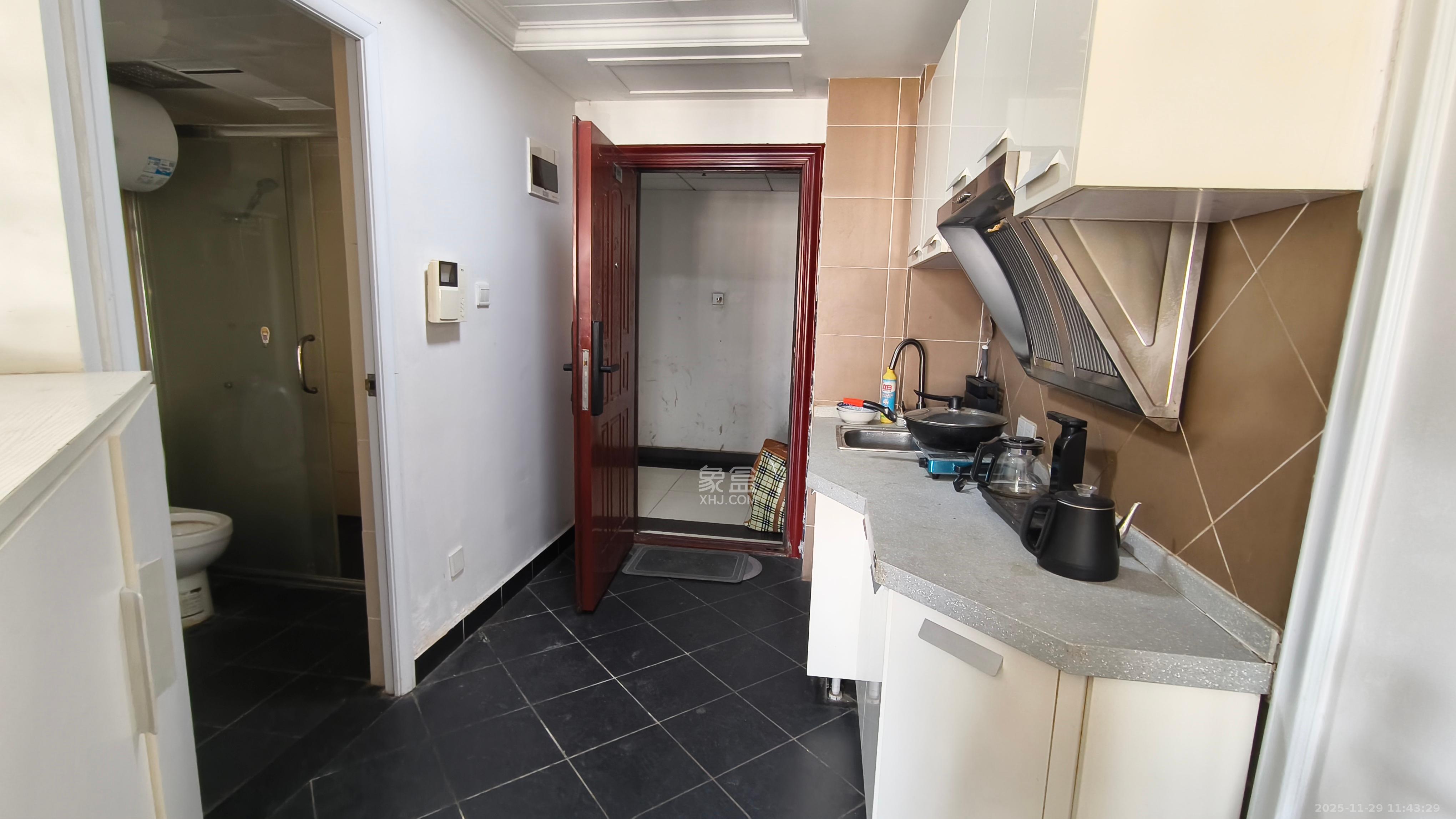 时代星城  1室1厅1卫    900.0元/月室内图