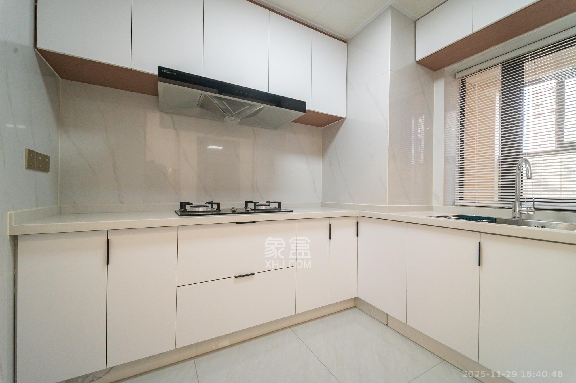 星湖湾一期高层 3室2厅2卫 91.0万 星湖湾一期高层 3室2厅2卫 91.0万厨房